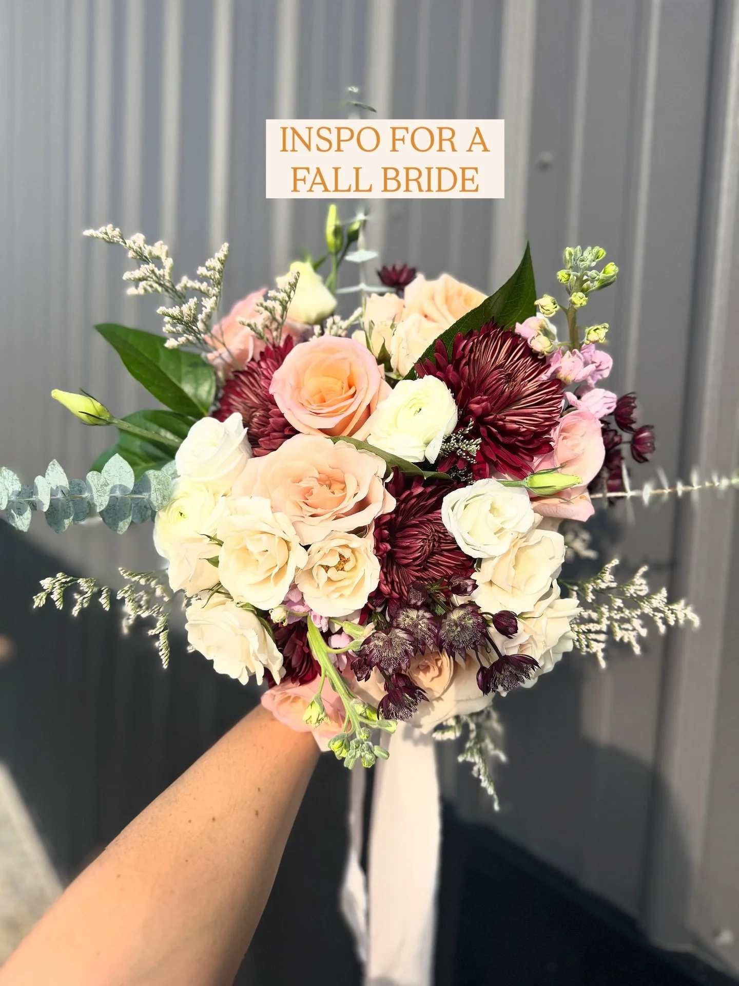 for Rylee ❤️

Officially love the fall weddings and their color palettes! And of course getting to add some new venues this year to our list is always fun!🌿