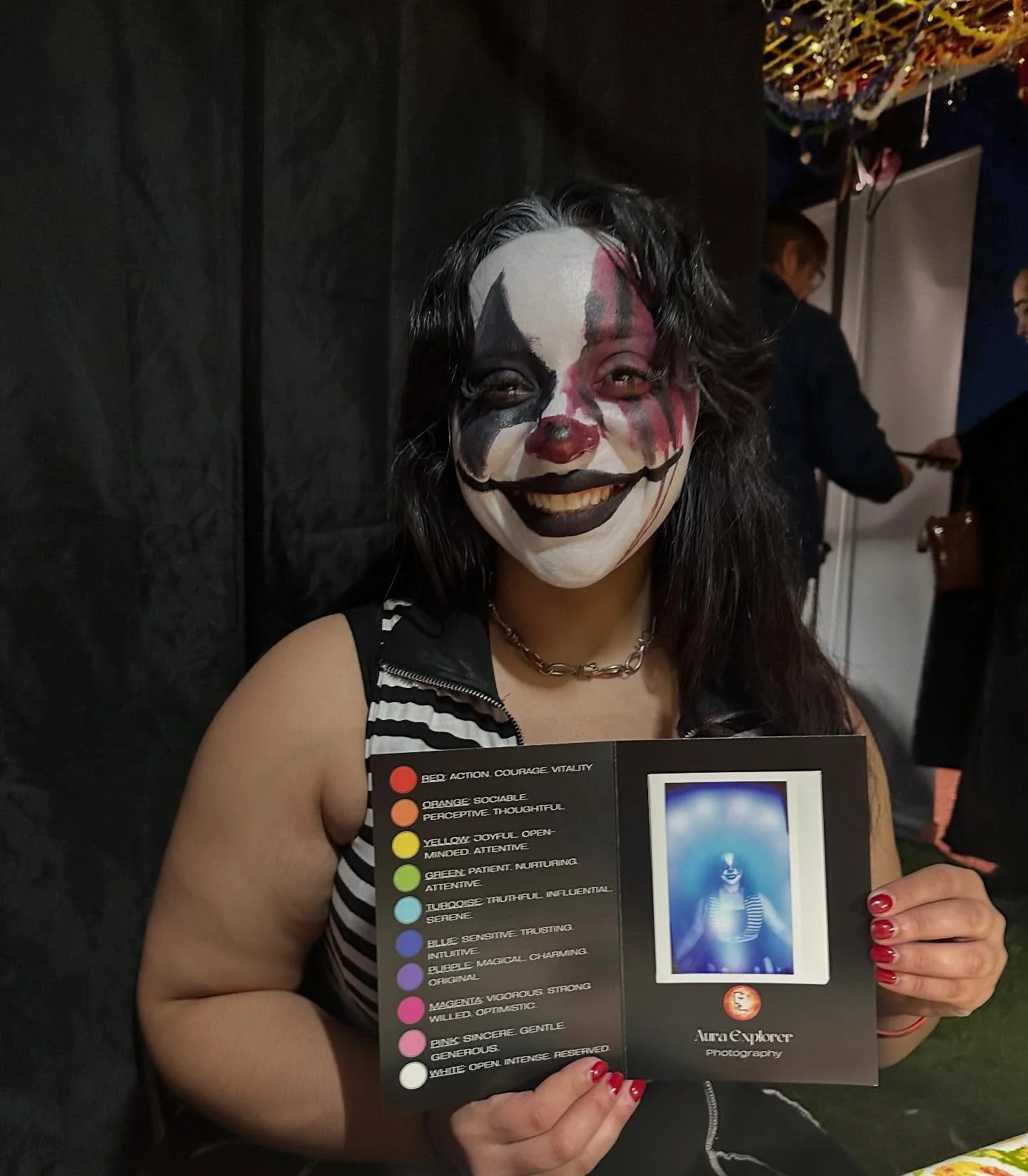 ✨Big Clown Energy ✨

#aura #auraphotography #auraexplorerphotography #clown #energy #darkcarnival #hallowen #fun #whimsy