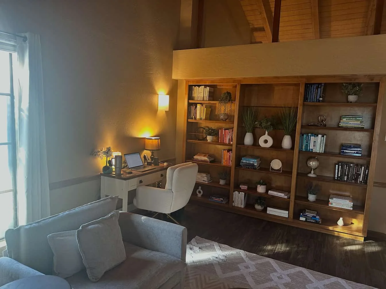 Phoenix therapist bookshelf and desk