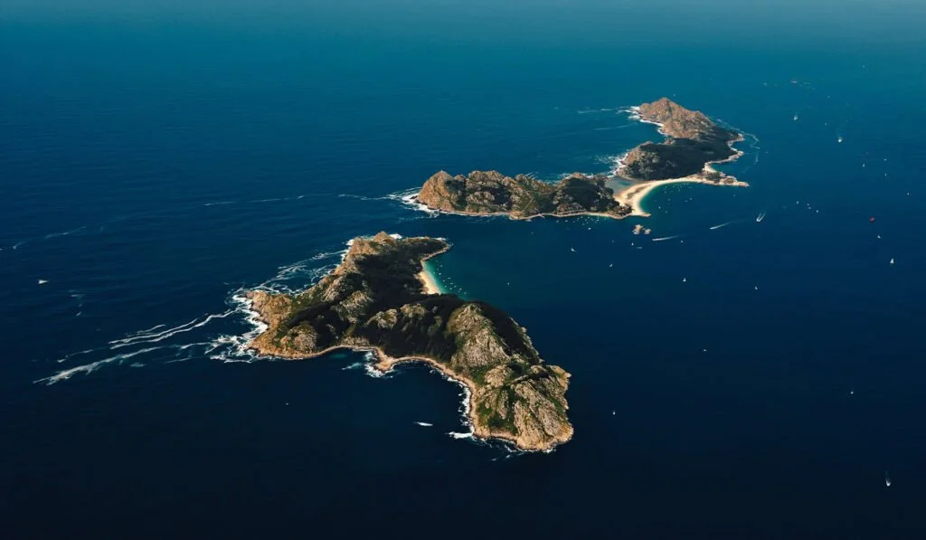 X-islas-paradisiacas-en-la-D.O.-Rias-Baixas-portada-1024x597.jpg