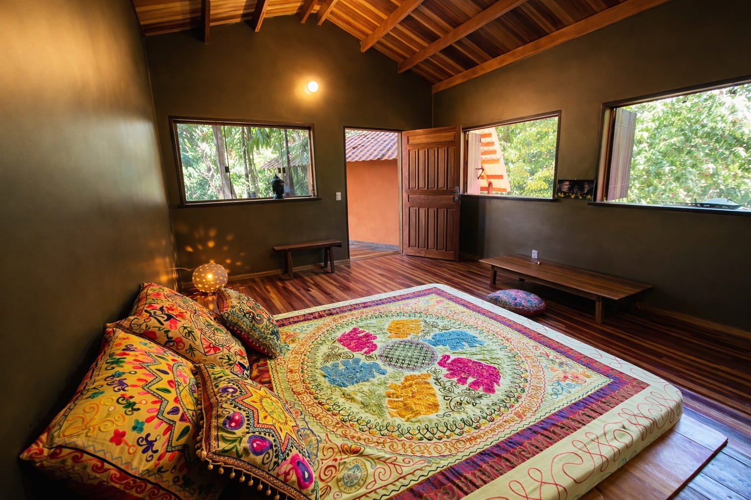 room gaya kali center