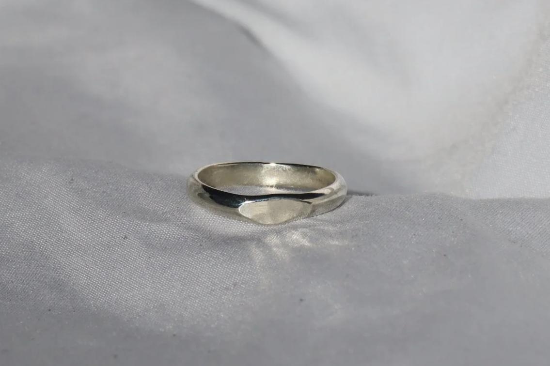 Dainty Signet Ring