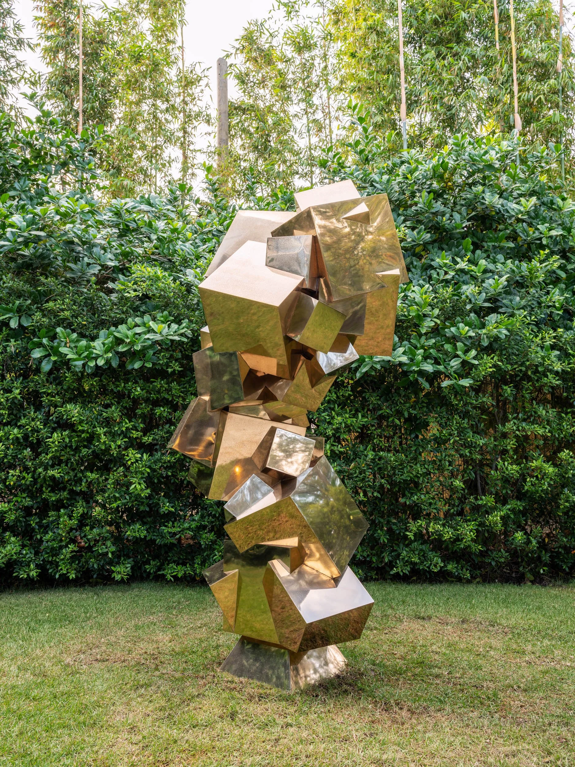 Replicant Stone (c) Damián Ortega