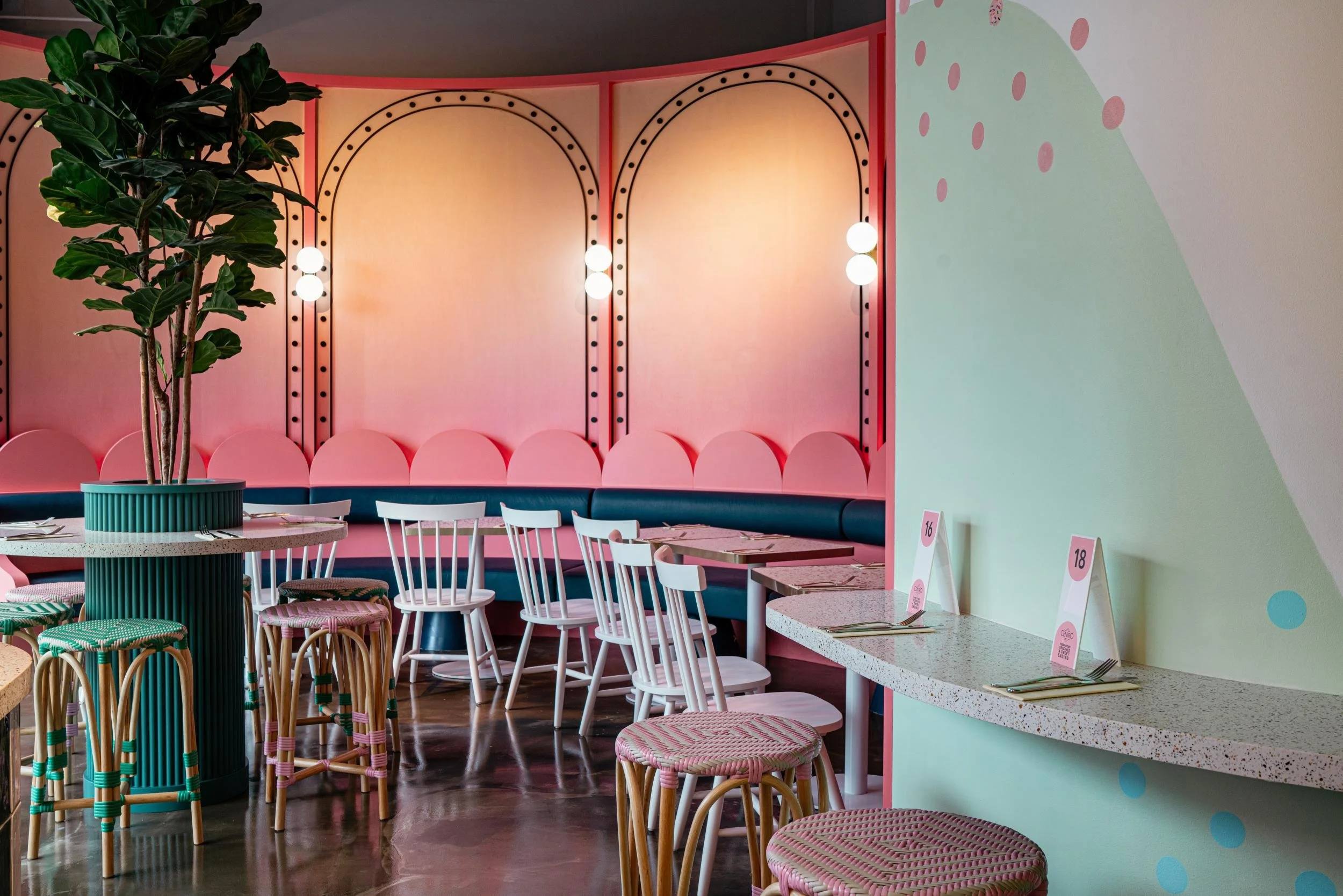 Discover the beautiful and fun Centro Gelato & Dessert Bar Jem cinema, Shaw theatres in Jurong, Singapore.