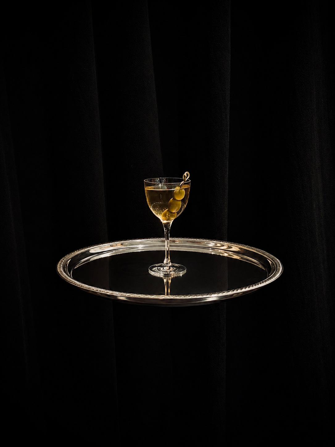 Enjoy handcrafted cocktails and drinks at the premiere Lounge at Jem cinema, Shaw theatres in Jurong, Singapore.