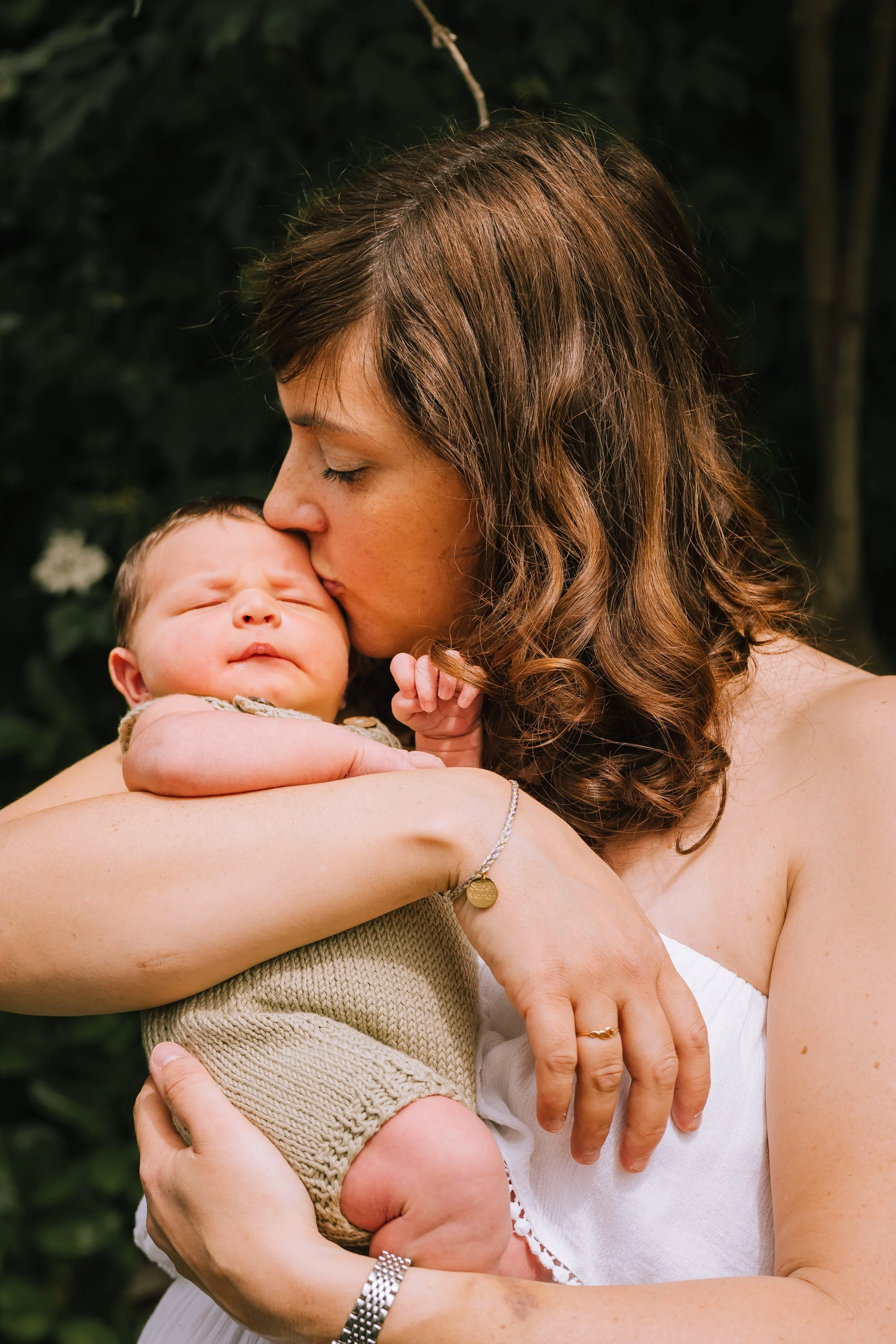 2205202278Lifestyle Family Photographer Ana.jpg