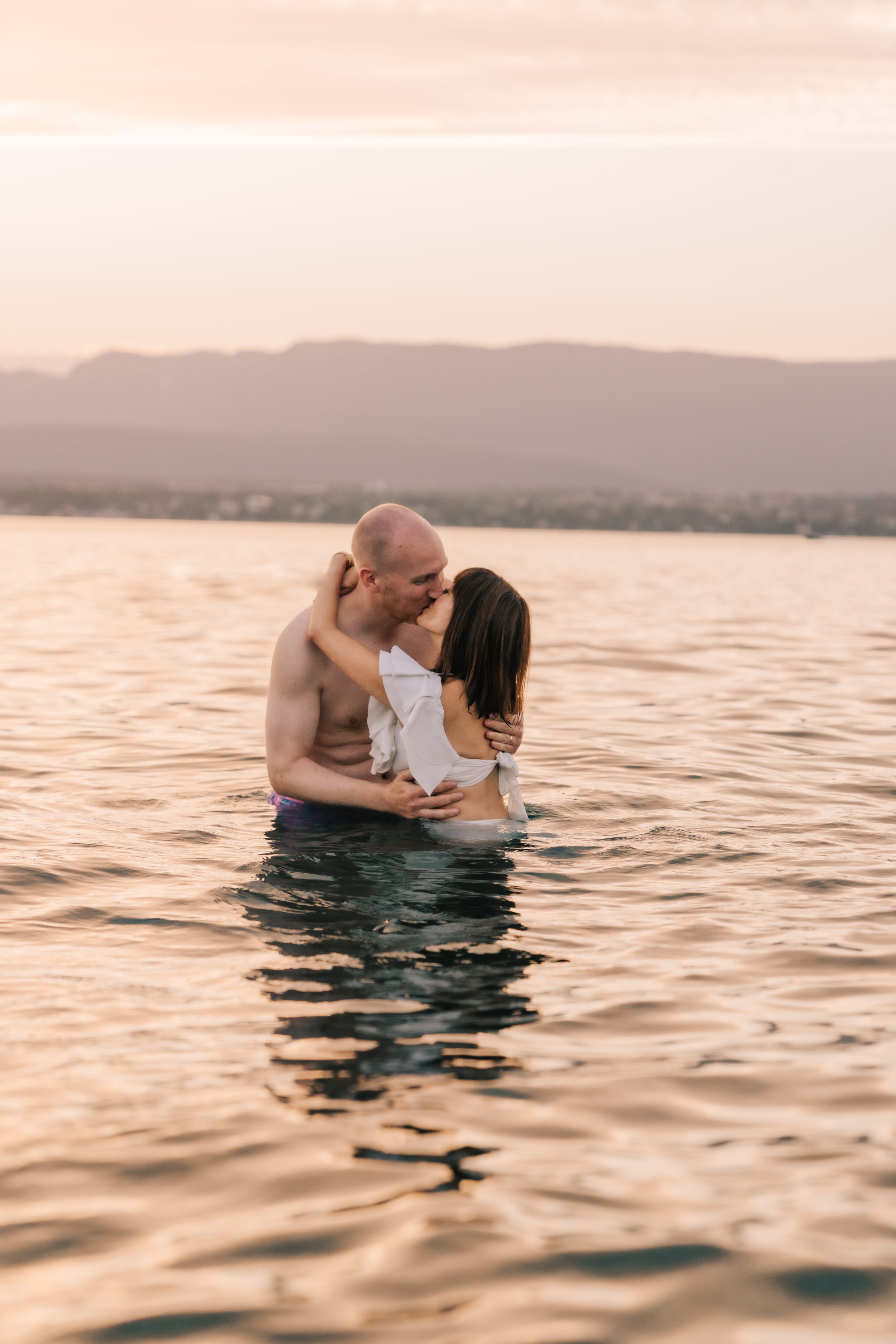 25419082023Lens and Sensibility Family Photographer Lorraine sunset.jpg