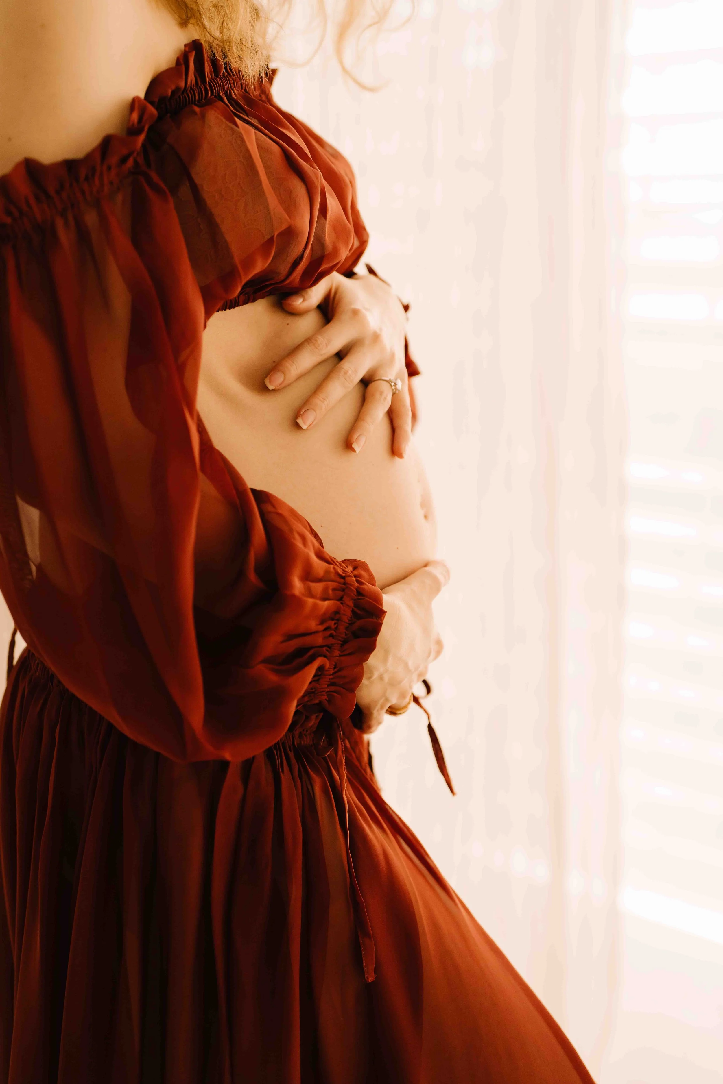 12023-12-16 Sophia maternity session2019Lens and Sensibility Family Photographer-2.jpg