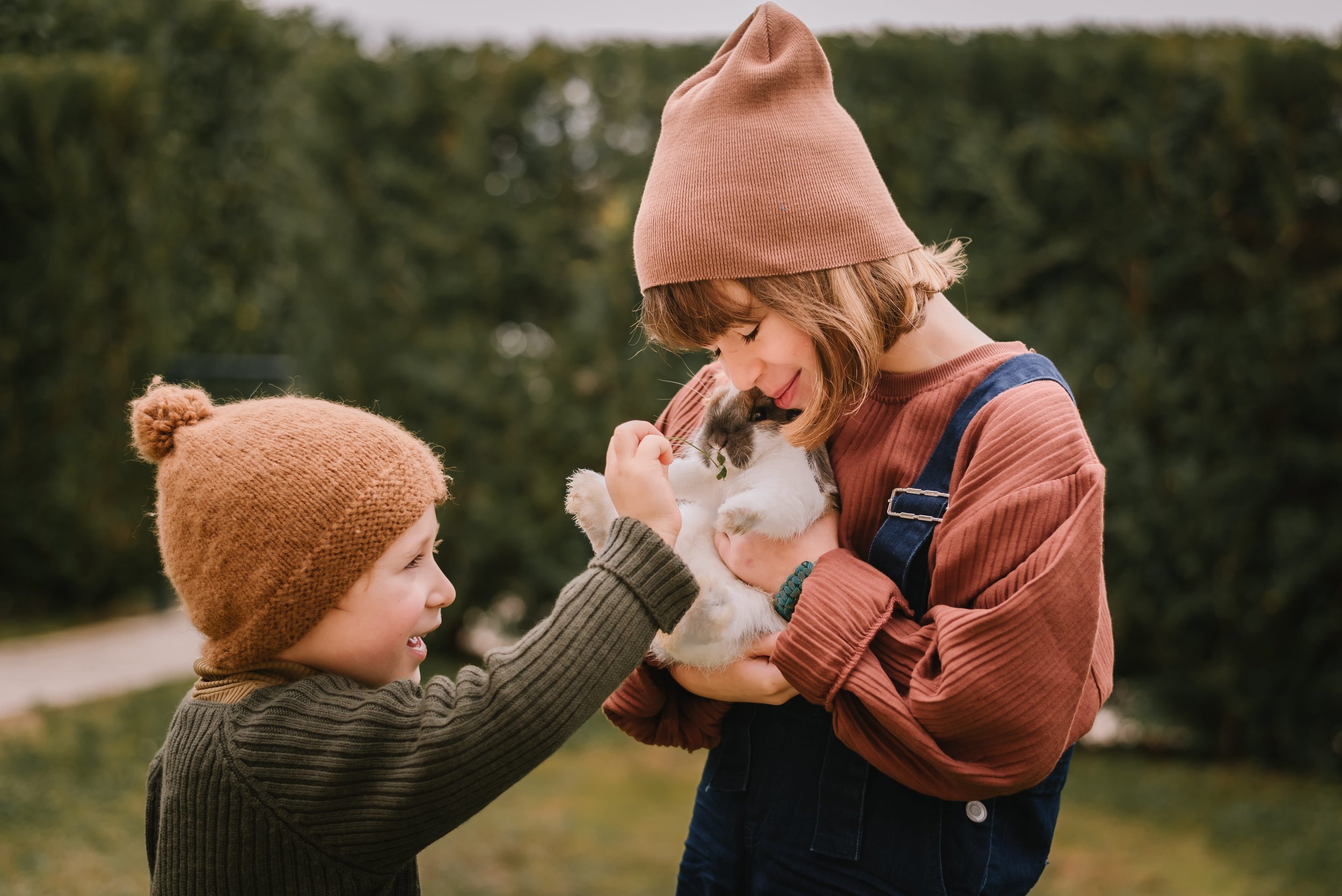 0111202001Geneva Family Photographer and Blogger brands.jpg