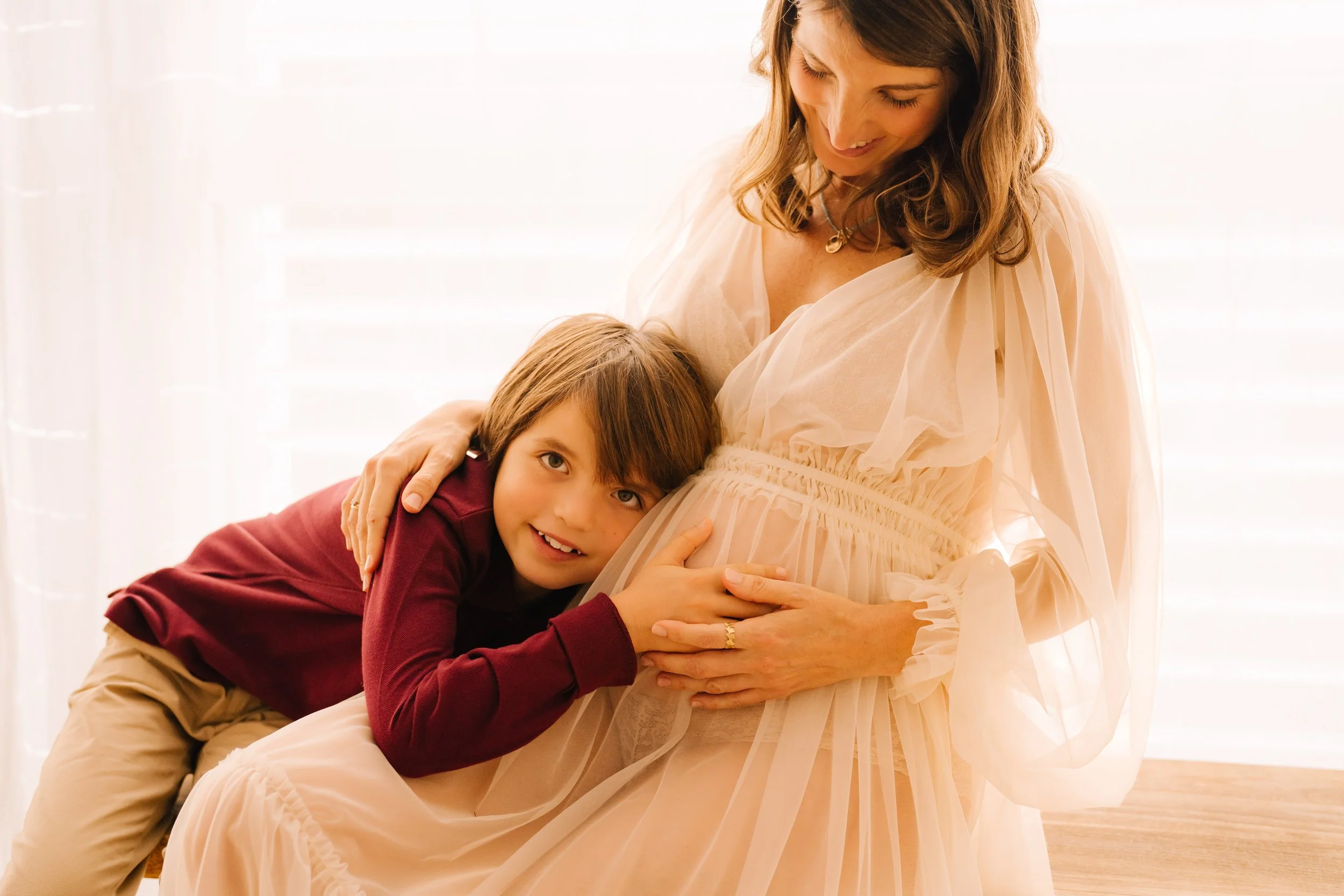 2025-10-04 Carolina maternity session- Lens and Sensibility Family Photographer 1-min.jpg