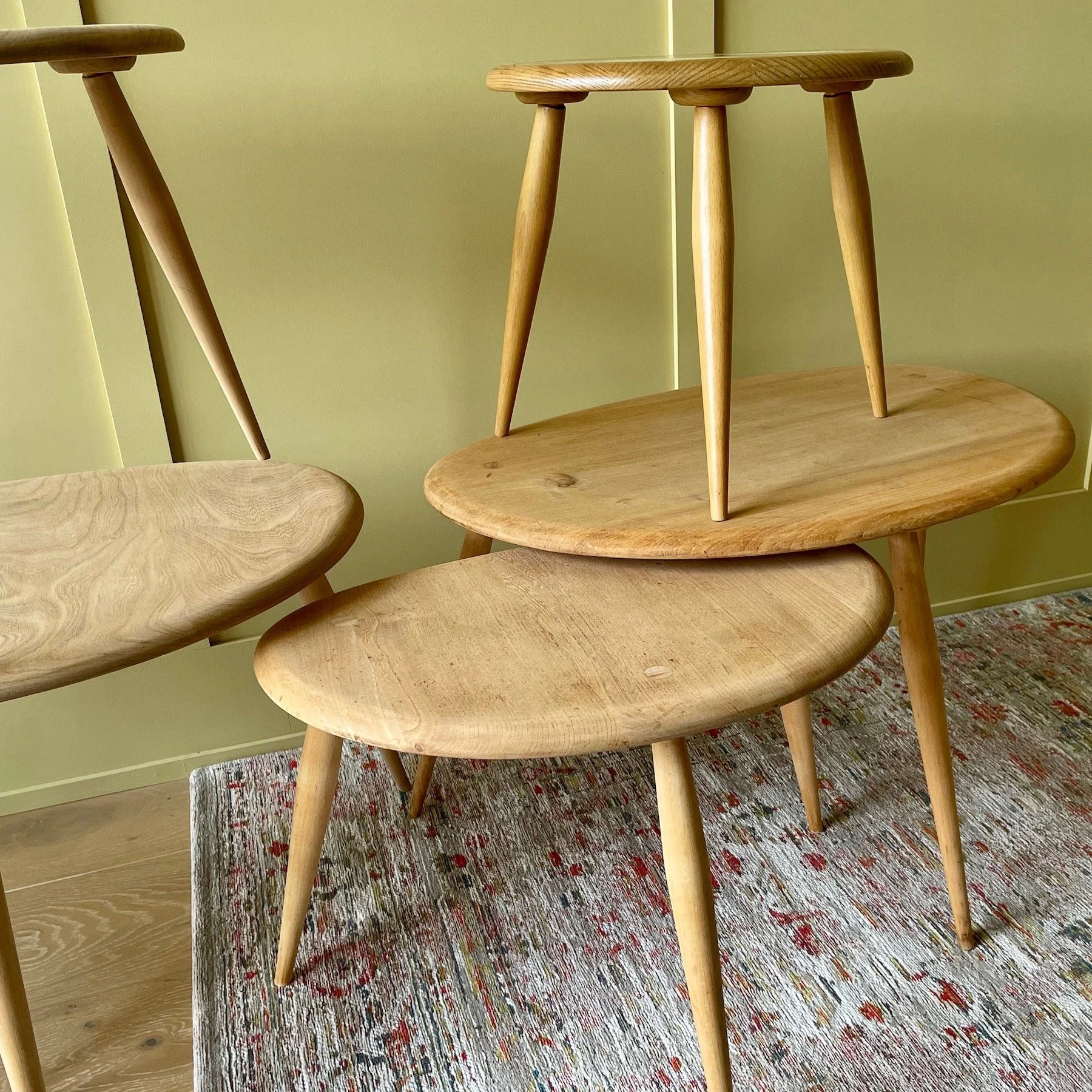 Ercol Pebble 3.jpg