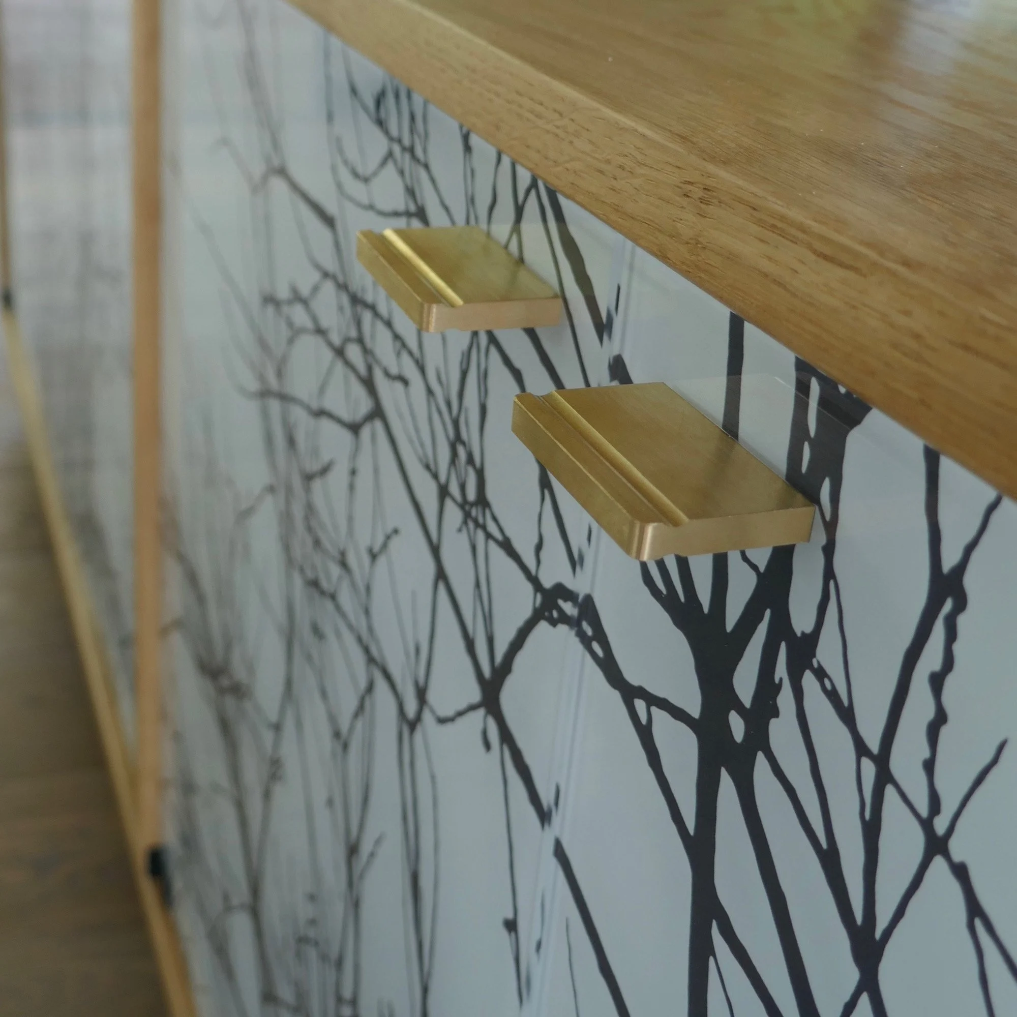 Credenza 4.jpg