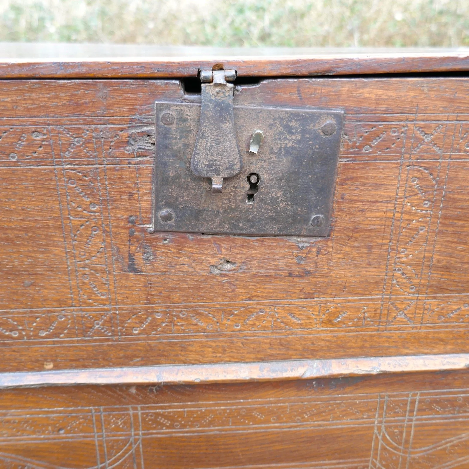 17th Century oak document box 6.jpg