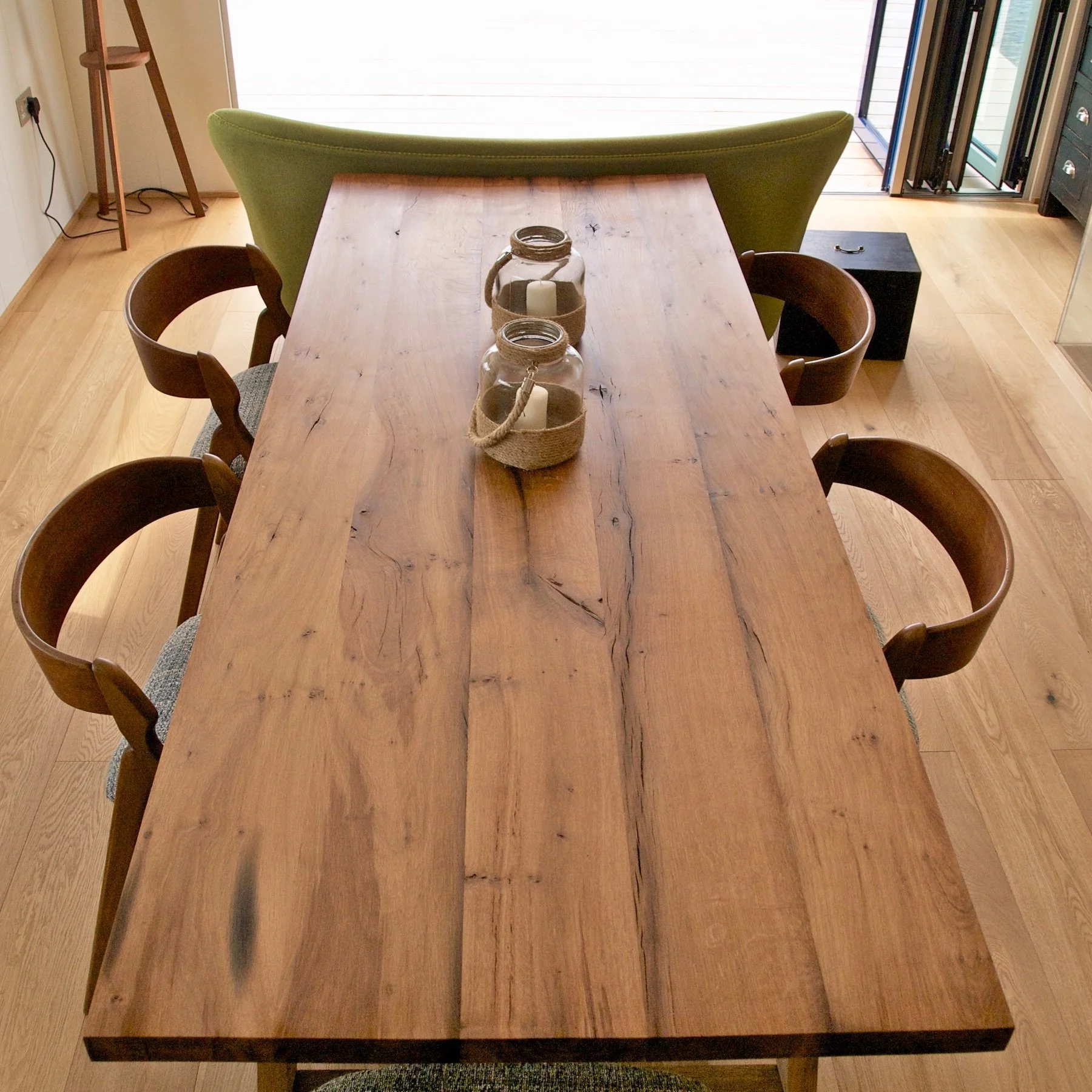 Oak Table 1.jpg