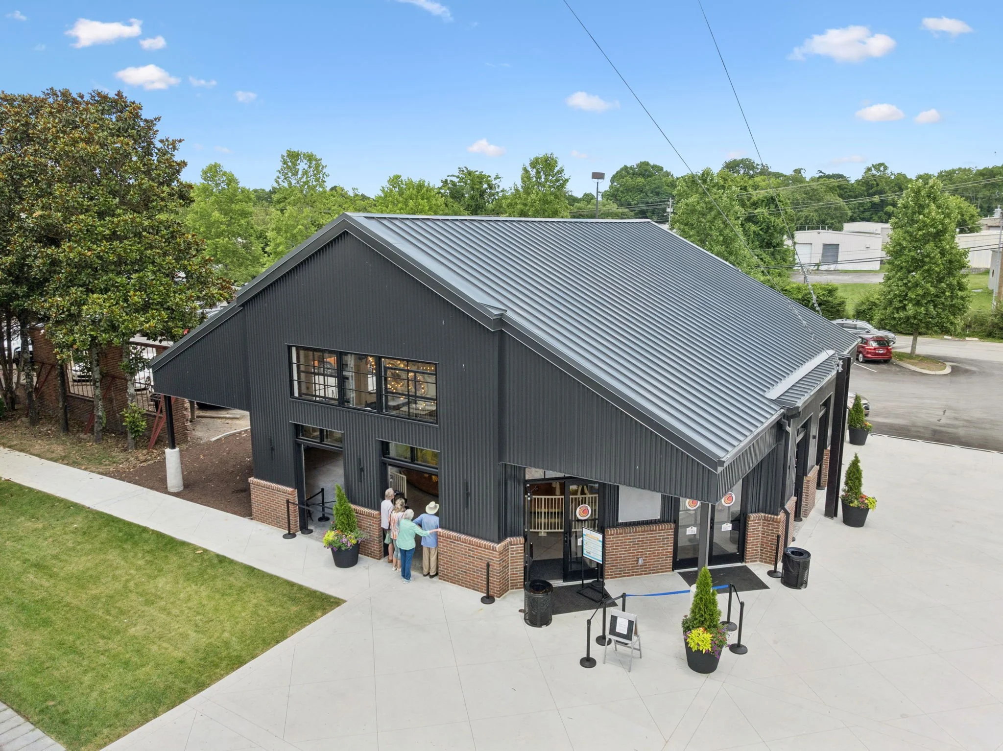 2-230 Franklin Rd Franklin - 002.jpg