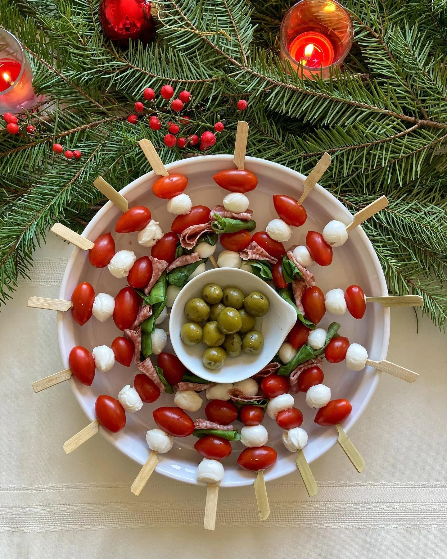 Caprese appetizer wreath 🍅🌿

Christmas may be over, but as far as I&rsquo;m concerned you can never have enough festive grazing plates. These caprese skewers are a nice, fresh contrast to heavier Christmas food while keeping holiday spirits high ✨
