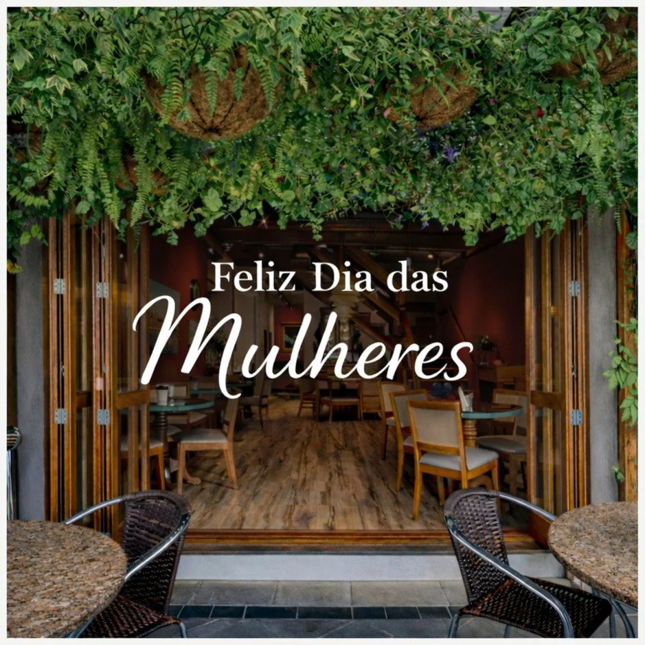Hoje celebramos o Dia das Mulheres com gratid&atilde;o.
Nosso agradecimento especial &agrave;s colaboradoras do Brit&acirc;nico, que todos os dias colocam cuidado, dedica&ccedil;&atilde;o e aten&ccedil;&atilde;o nos detalhes que tornam cada estadia m