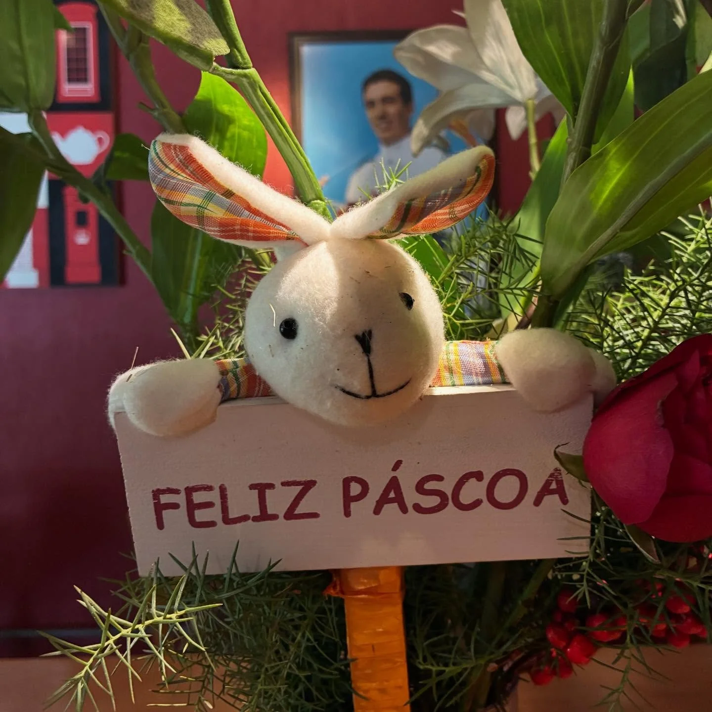 Est&aacute; chegando uma das &eacute;pocas mais doces do ano, vem passar sua p&aacute;scoa conosco!
O feriado &eacute; comemorado na cidade de 12 de mar&ccedil;o a 12 de abril esse ano. 🐰📍