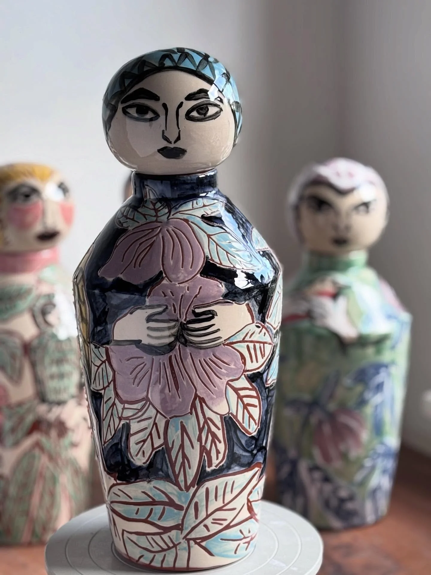 Juleroserne #juleroser #ceramicarts #lert&oslash;j #ceramics #keramik#selmalagerl&ouml;f #juleeventyret