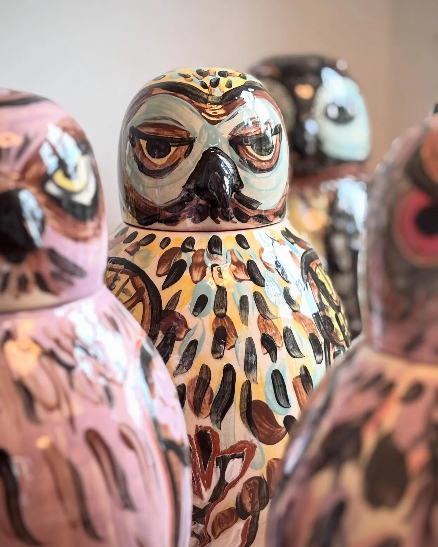 Morgenugle #ugler #lert&oslash;j #begittemaleri #begitning #ceramics #ceramicart #clayartwork #keramikugle #ceramicowl