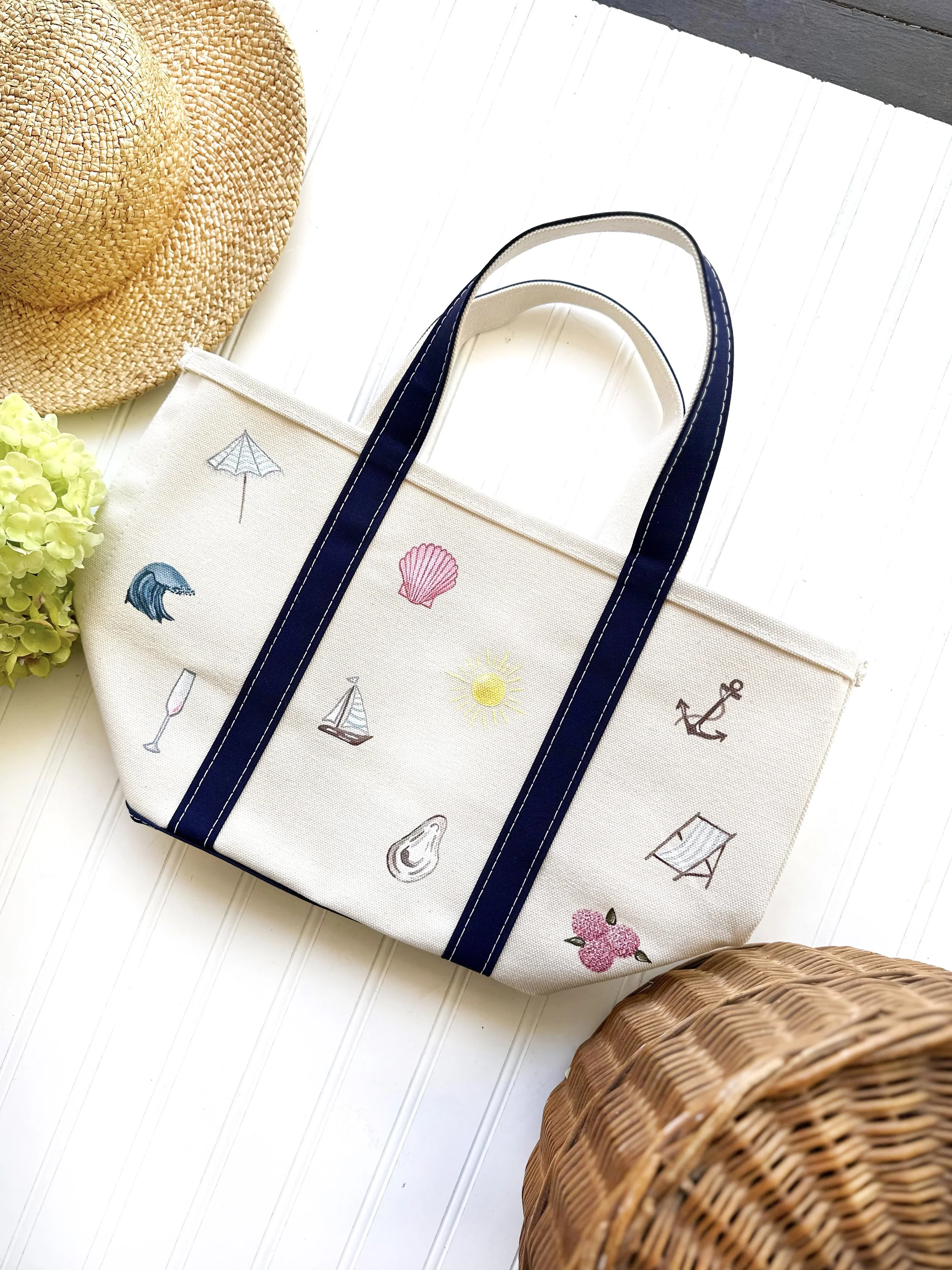 Beach Day Icon Medium Tote