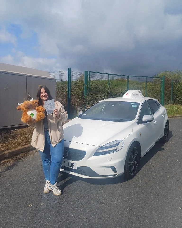 Great result today 2nd Pass of the day. Congratulations 🎉 To Grace on passing her driving test, she did exceptionally well and all the hard work has paid off. Her driving instructor was Jacob and she was very happy to have her picture with Hamish th