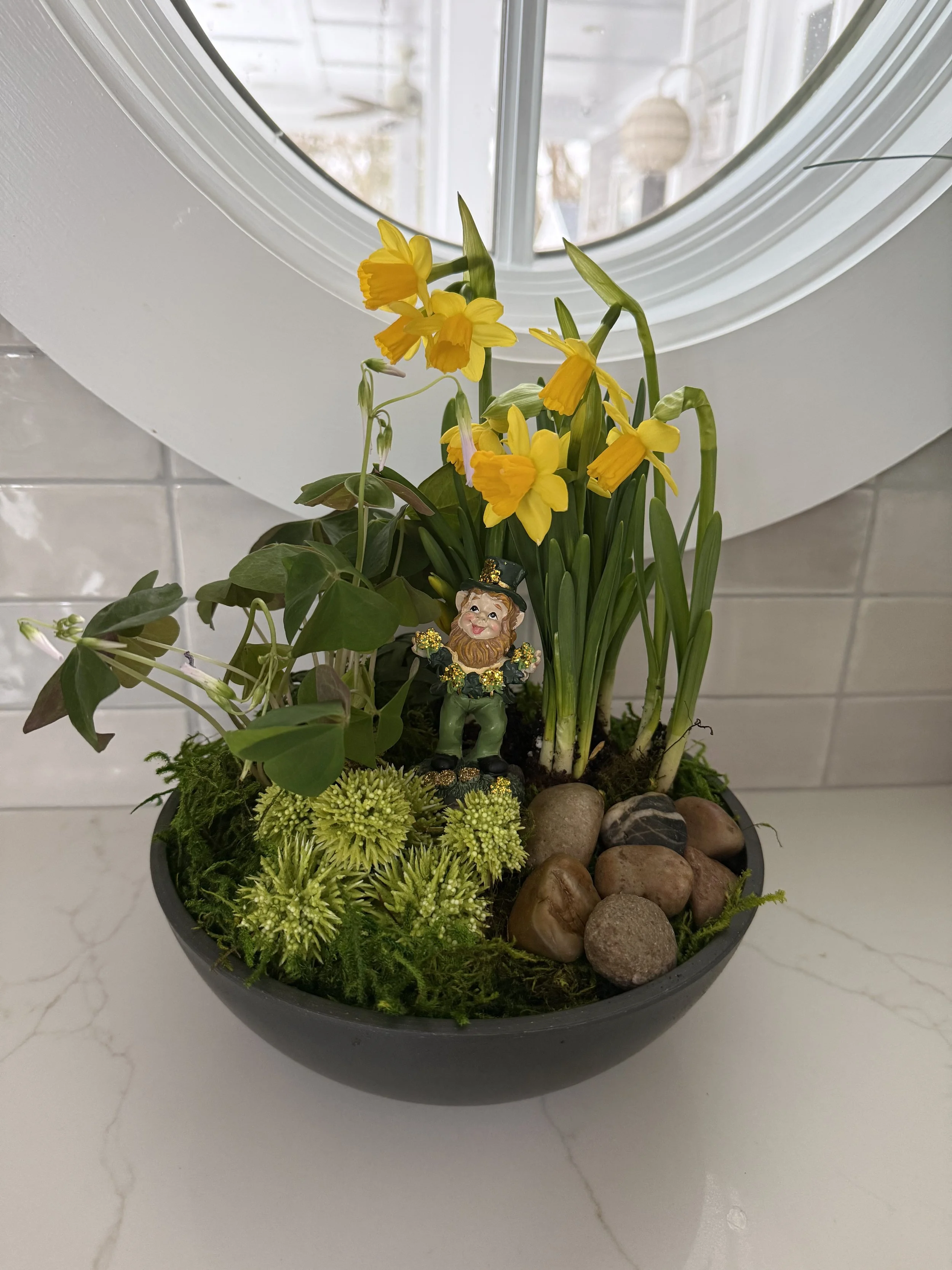 Porch + Palette St Patricks Day Tabletop Small.jpg