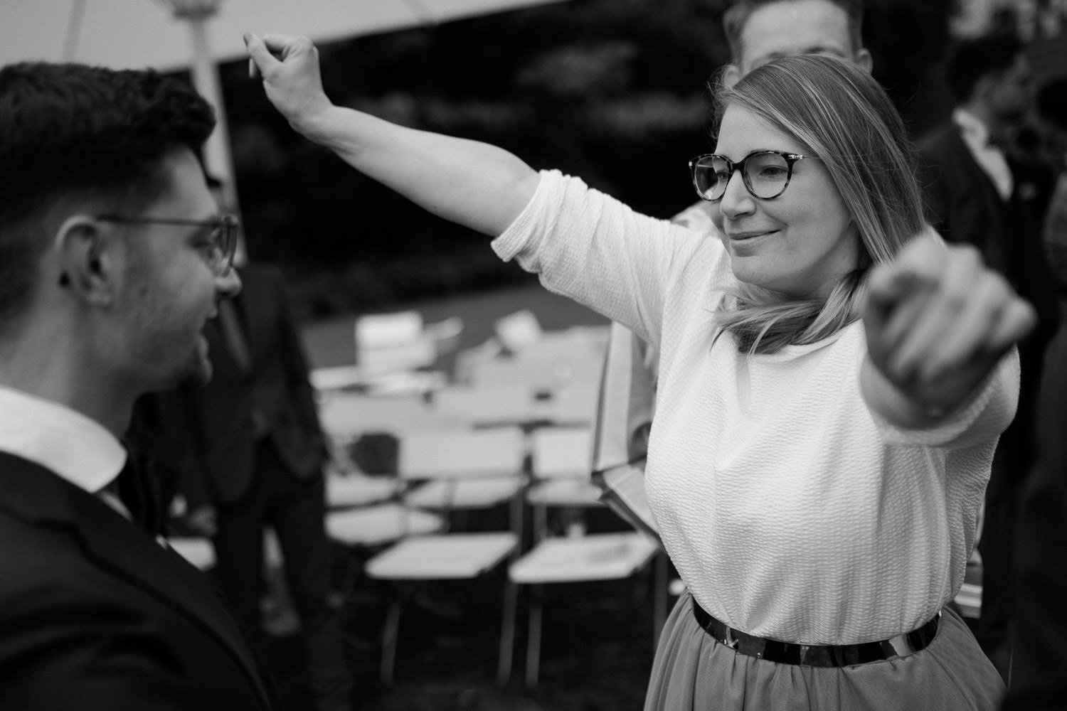 Gratulation auf Hochzeit, Schwarzweiß Foto