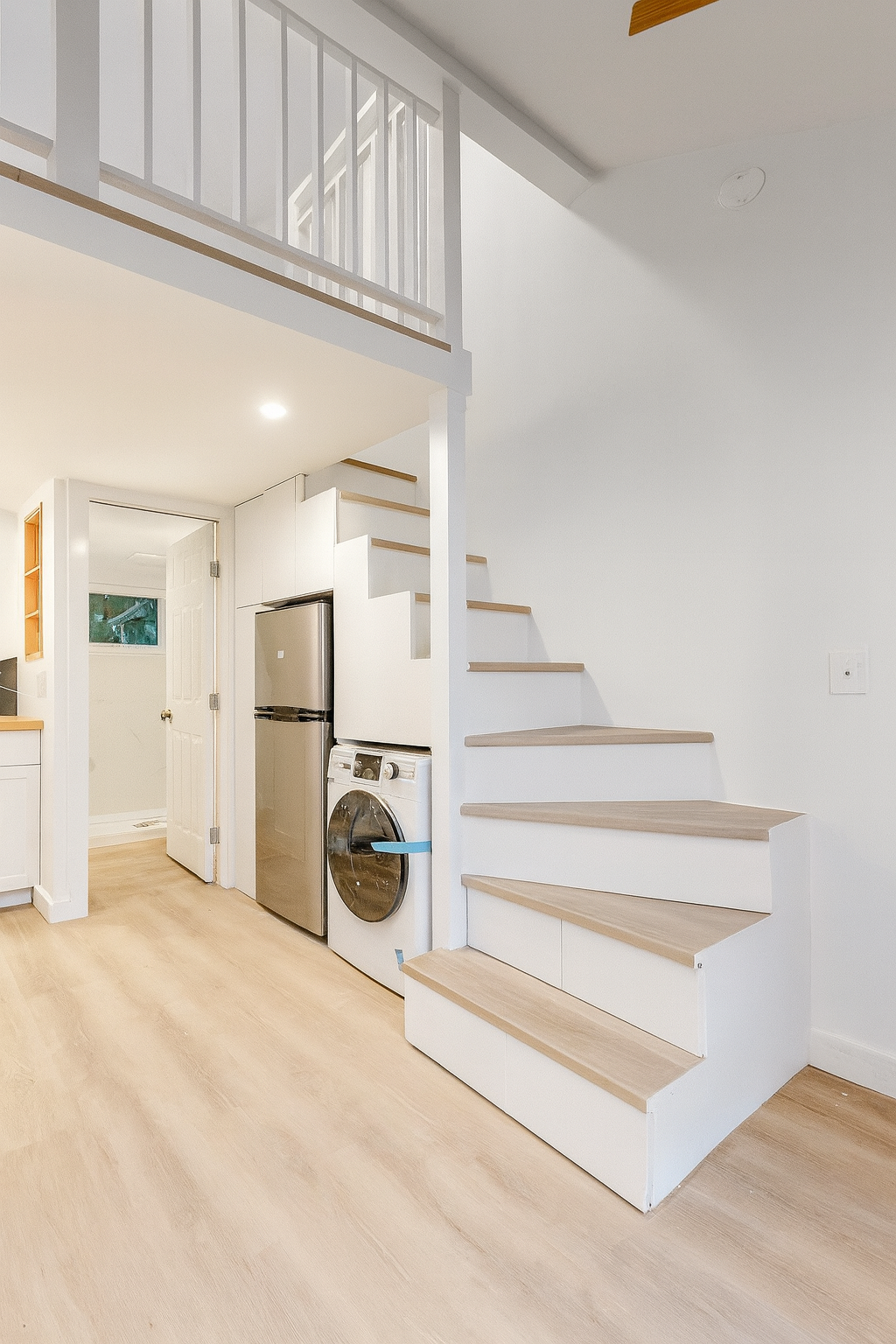 ChatGPT Image Dec 1, 2025, 09_49_16 PM.png