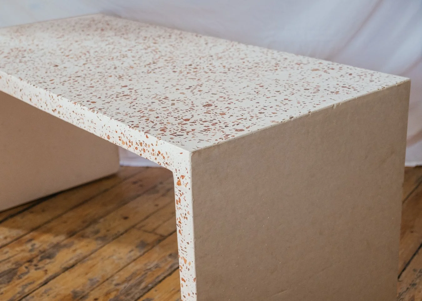 pozzo_coffee_table_nat_light_02.jpg
