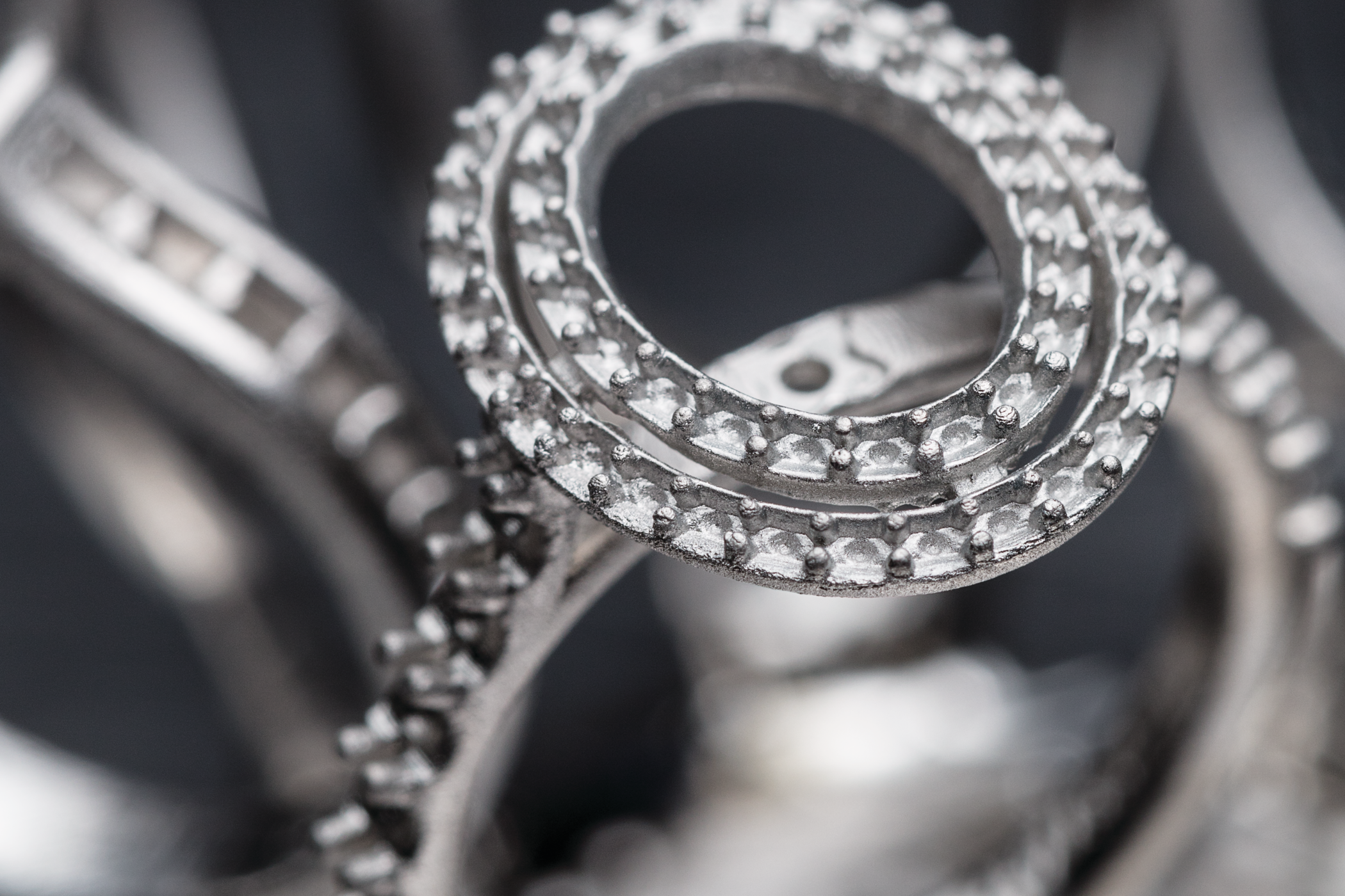 Platinum vs. White Gold: Which Metal Is Best for an Engagement Ring?