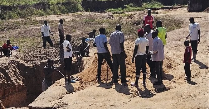 We began repairs to the roadway leading up to the Goshen property this week. There has been much rain that breaks down the roads and hinders safe travel between locations. Thankful for our Global Alliance partners who help make these endeavors possib
