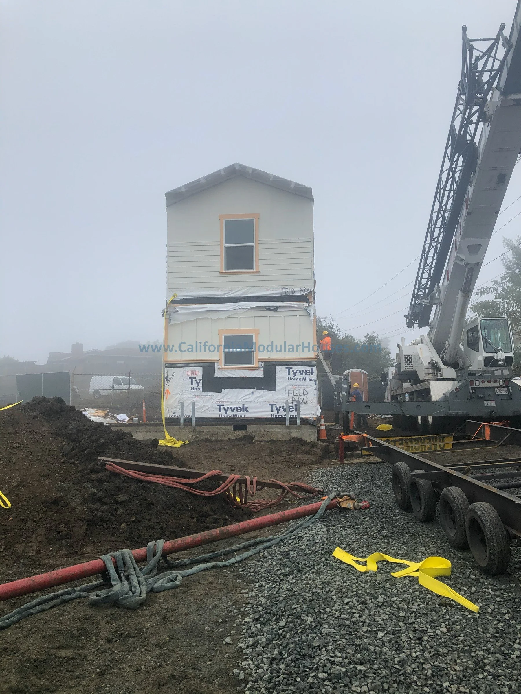 Prefab modular house and prefab modular ADU.  Built in Crockett.  This is the on-site crane set performed by the client's General contractor.  California modular.  Modulars CA.  Factory Built Housing.  New home.