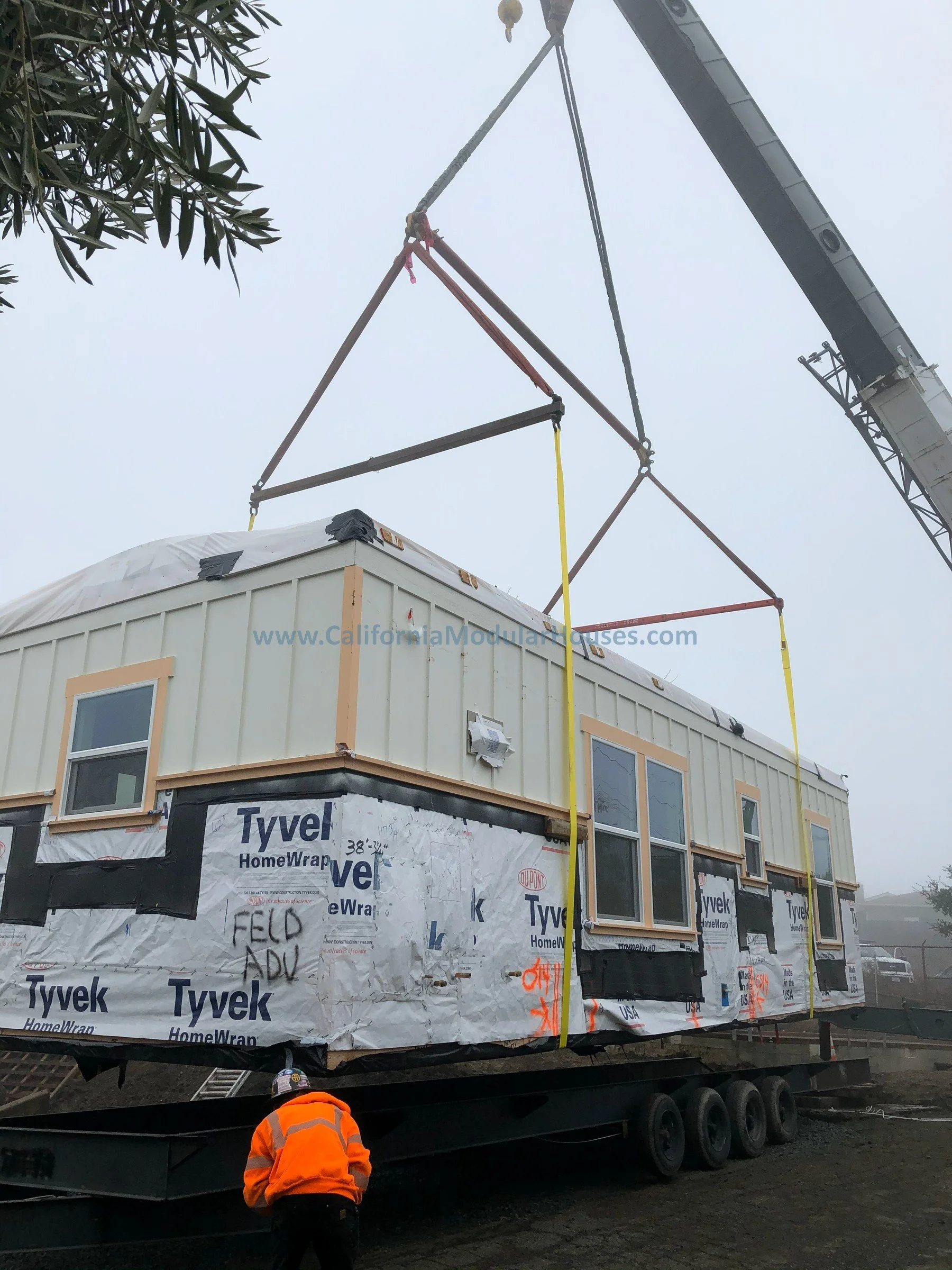 Prefab modular home and prefab modular ADU.  Built in Crockett.  This is the on-site crane set performed by the client's General contractor.  California modular.  Modulars CA