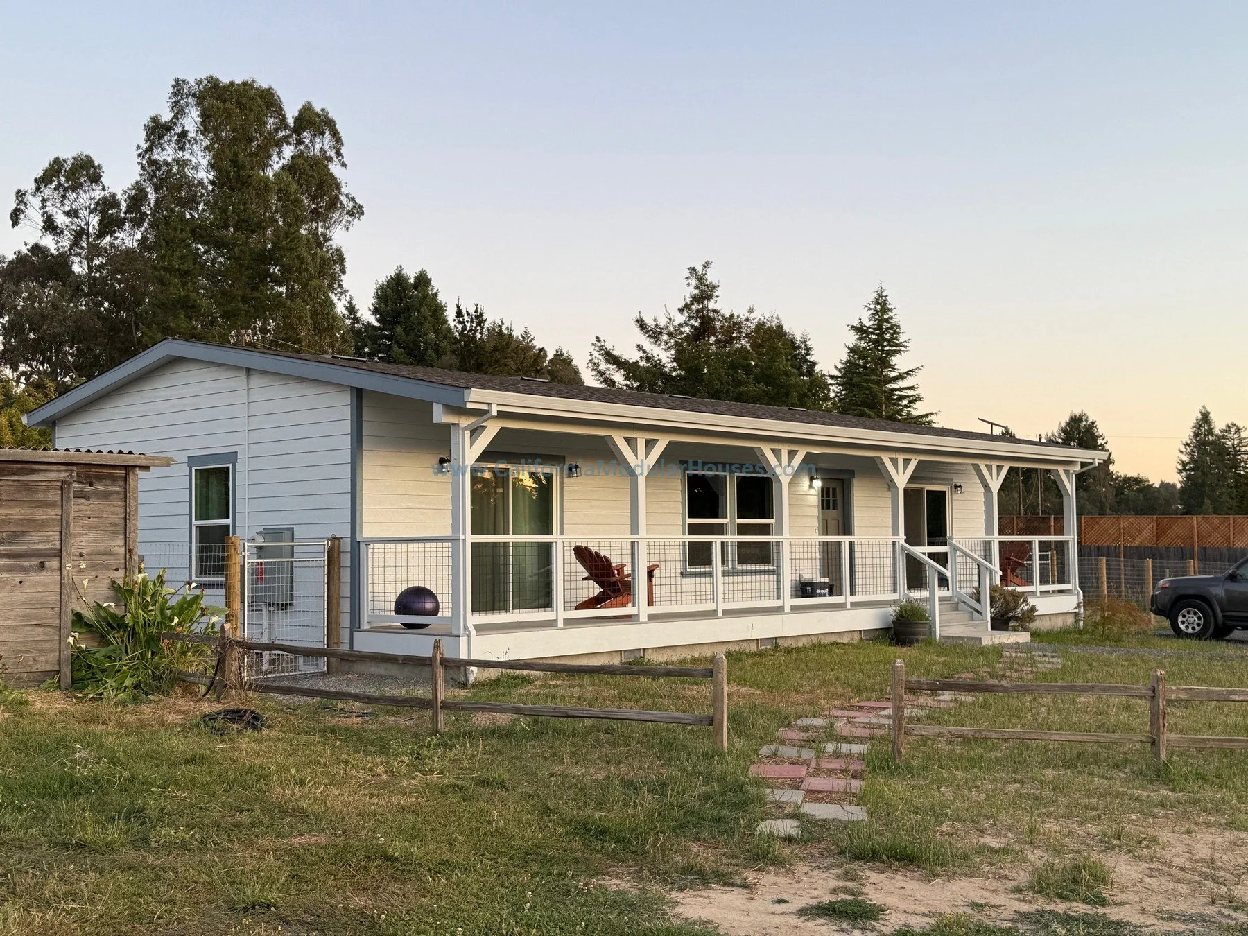Modular.  Prefab ADU California.  California prefab ADU.  Prefab Accessory Dwelling Unit.  Modular Homes.  Modulars for Sebastopol, Sonoma County, CA.  Pre-fabricated homes.  Prefab ADU models.  