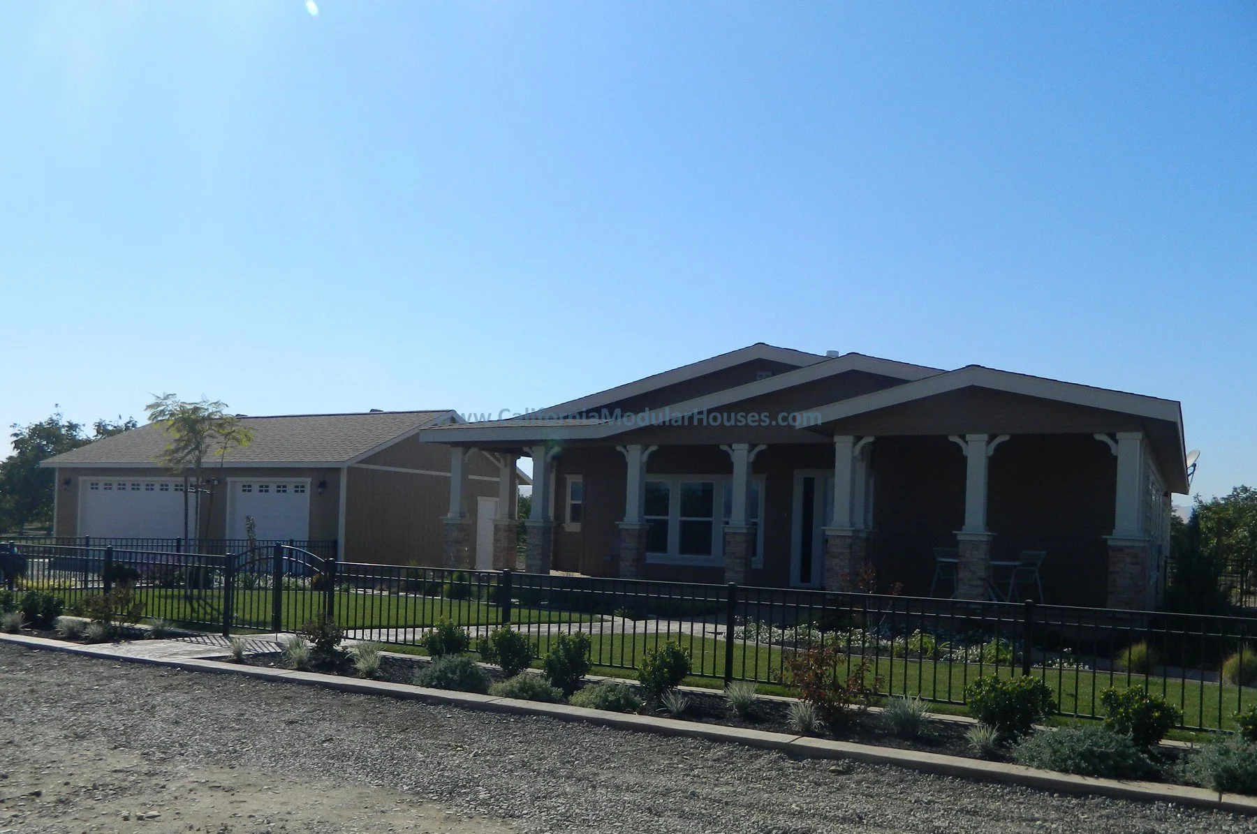 The_Gustine_00003.jpg
