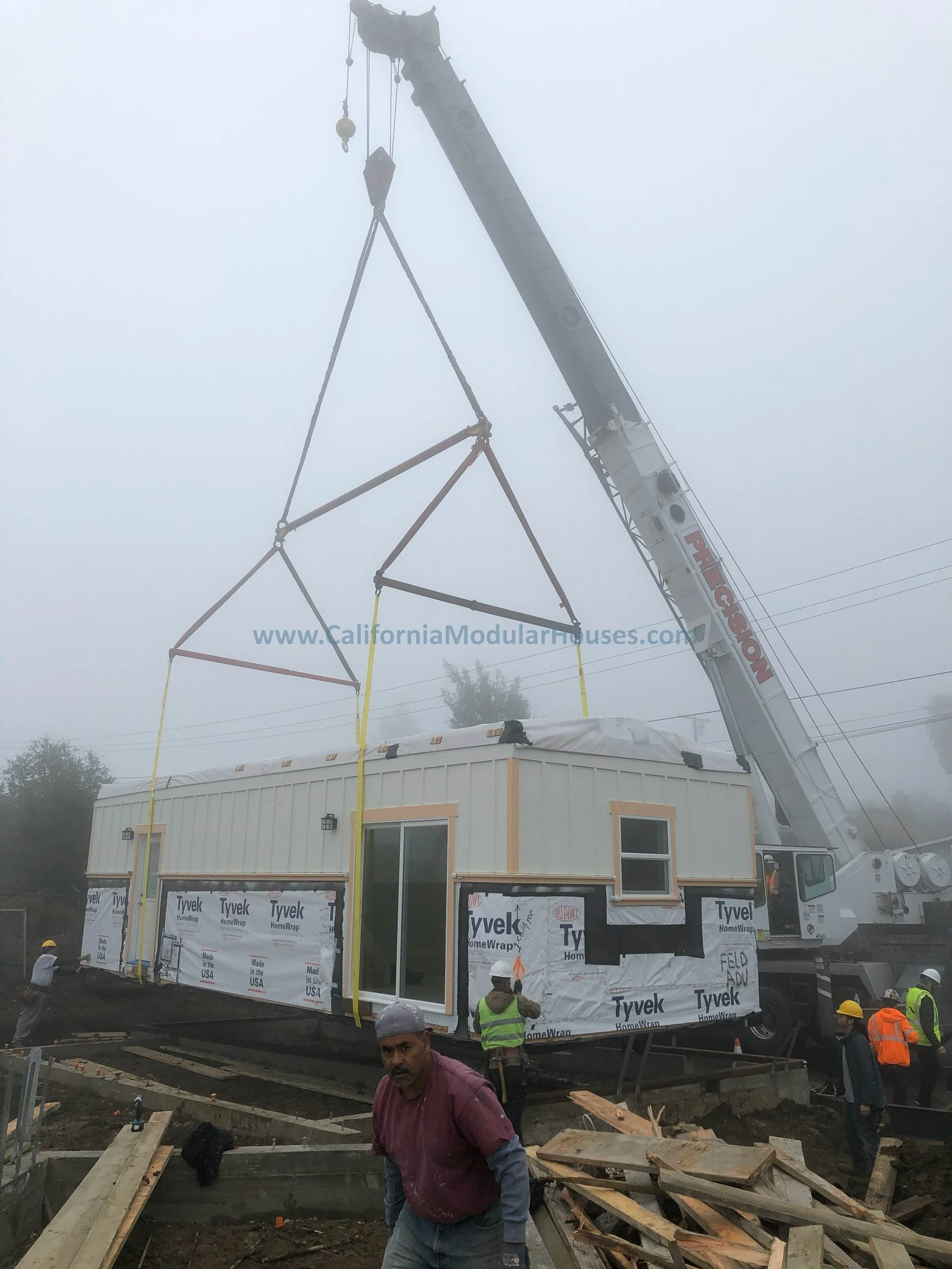 The on-site construction and crane set of this modular home and the ADU by the project general contractor.  The Accessory Dwelling Unit and house were built in Contra Costa County, CA.