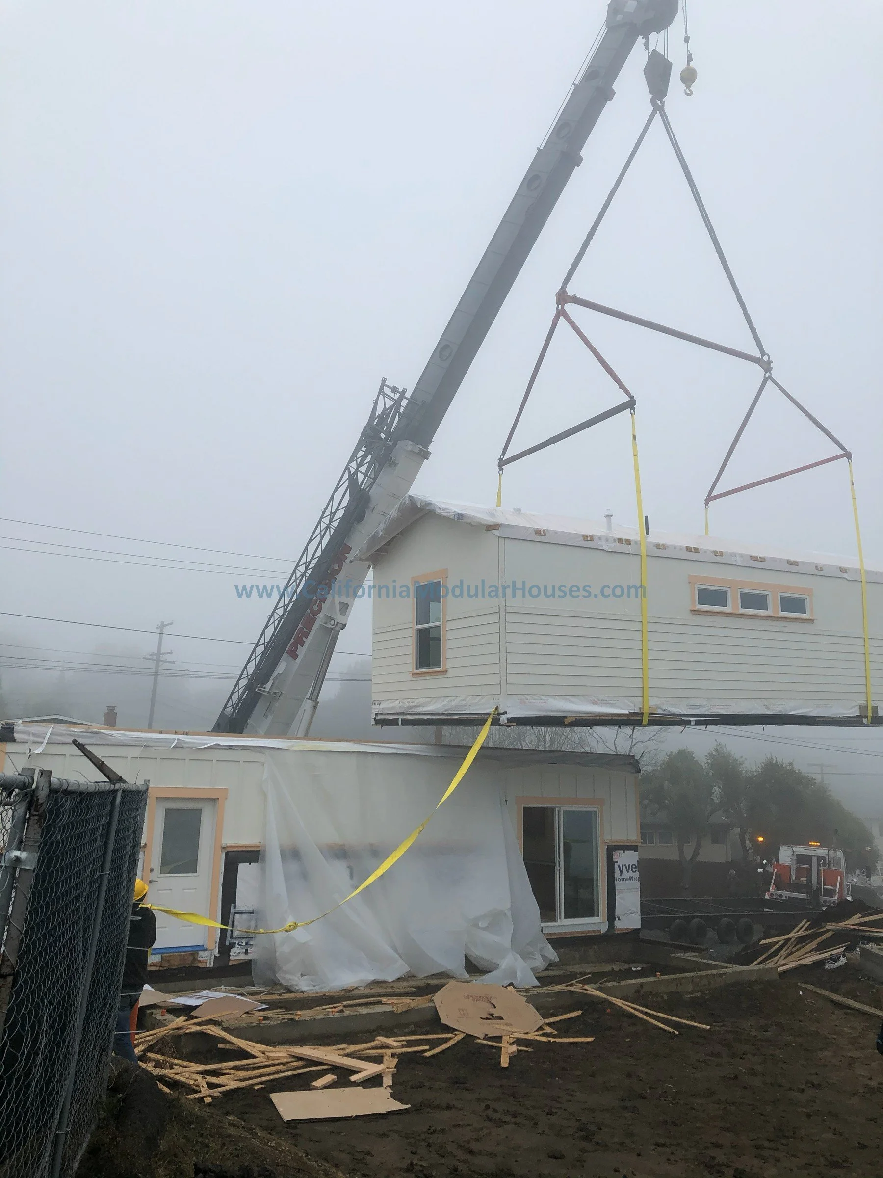 The on-site construction and crane set of this modular home and the ADU by the project general contractor.  The Accessory Dwelling Unit and house were built in Contra Costa County, CA.