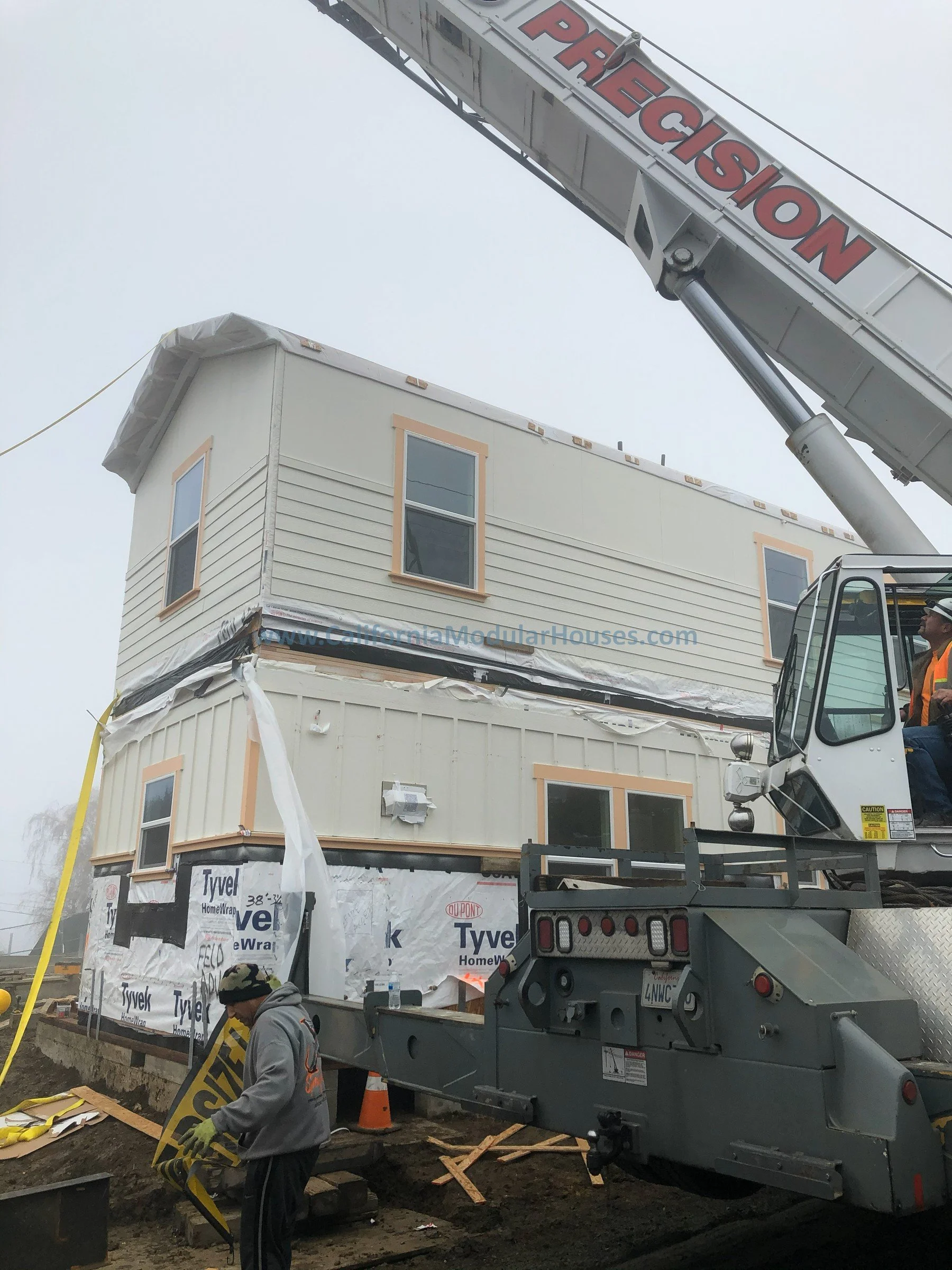 The Accessory Dwelling Unit and house were built in Contra Costa The on-site construction and crane set of this modular home and the ADU by the project General Contractor.  Prefab Modulars.  