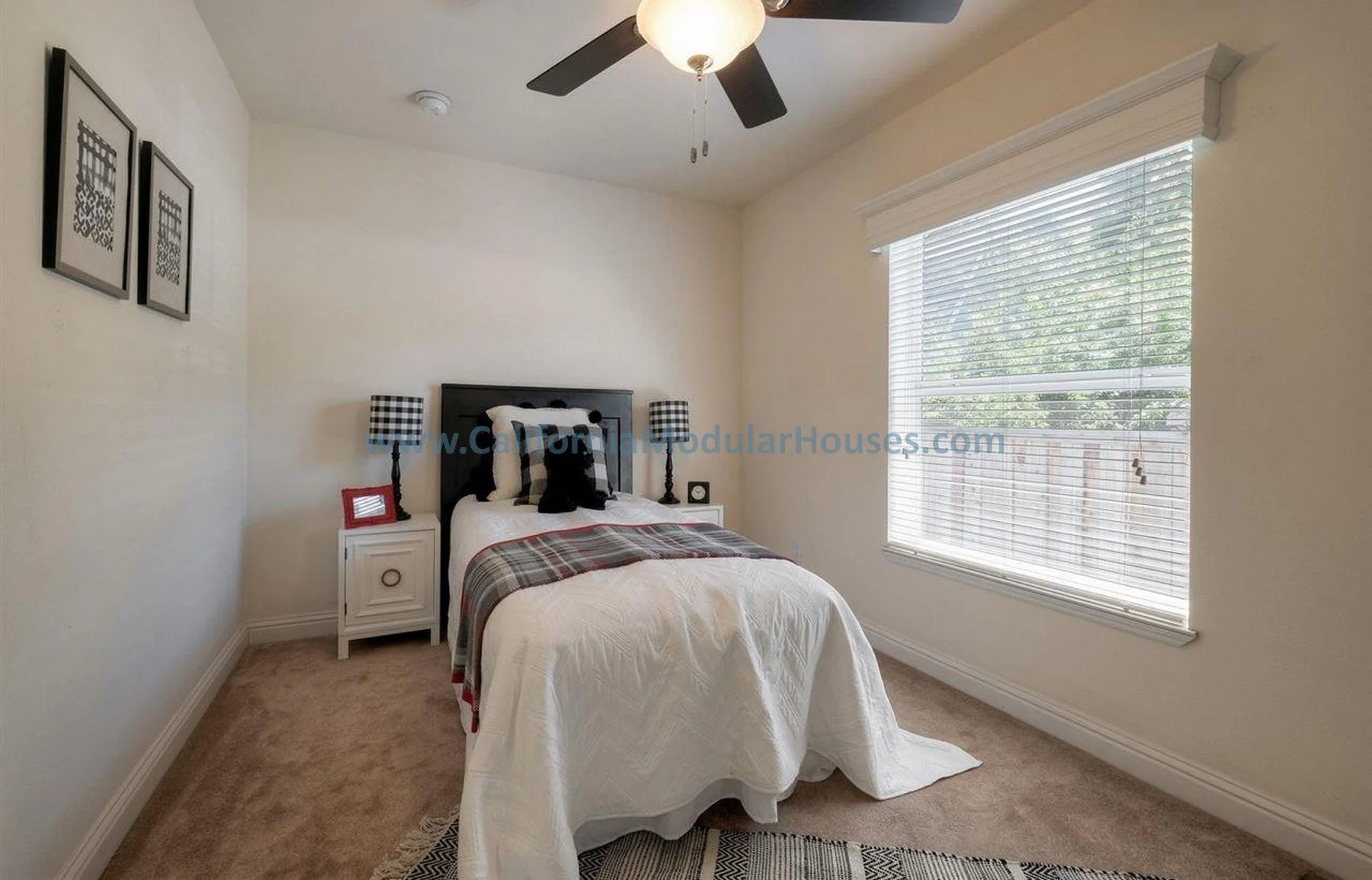 The Teal Interior.  Modular ADU.  Modular Homes.  Modulars for Martinez, Contra Costa County, CA.  Pre-fabricated homes.  Prefab ADU models.  California prefab ADU. Modular.  Prefab Accessory Dwelling Unit. California.  Bedroom.