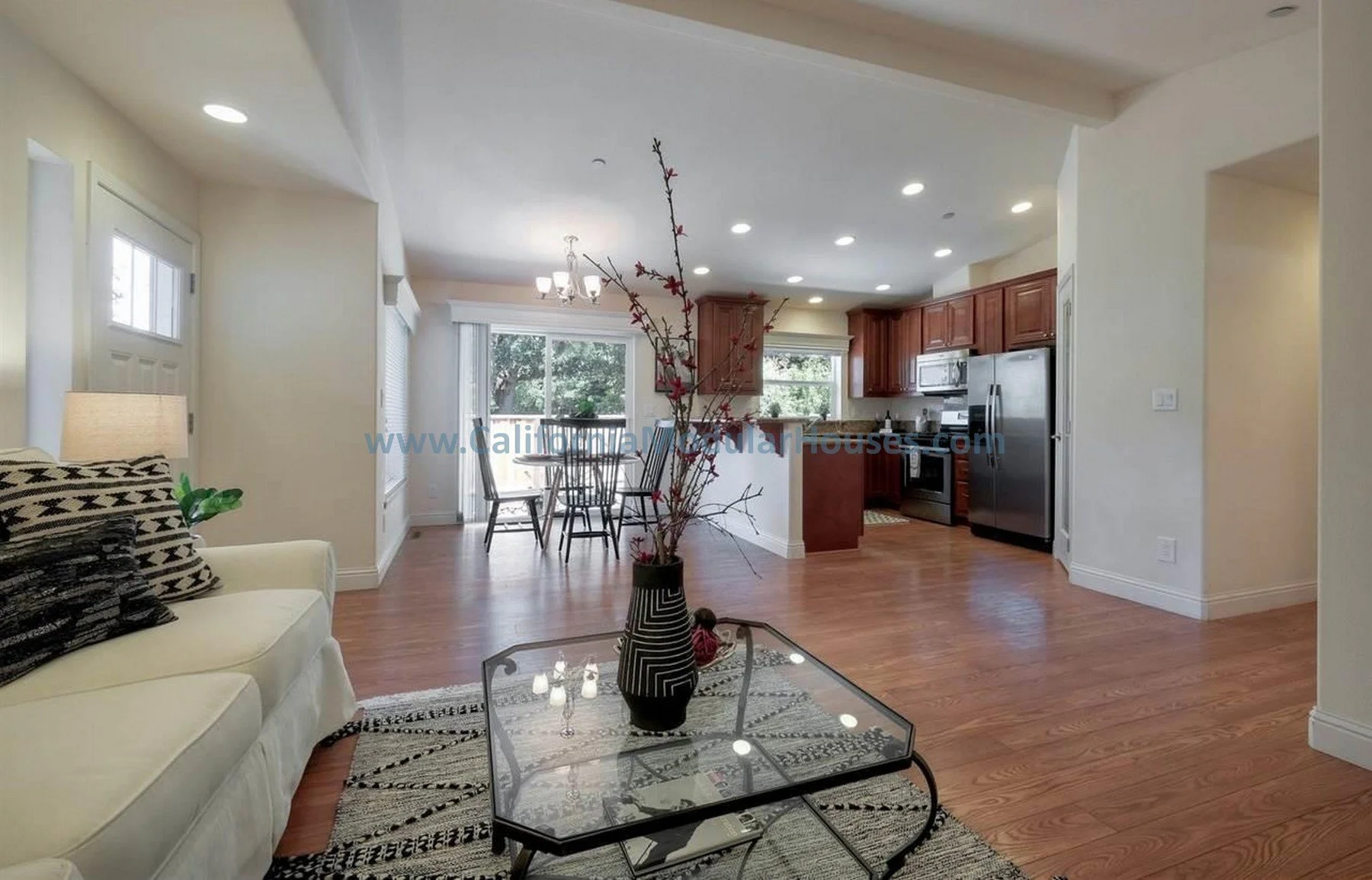 The Teal Modular ADU.  Modular Homes.  Modulars for Martinez, Contra Costa County, CA.  Pre-fabricated homes.  Prefab ADU models.  California prefab ADU. Modular.  Prefab Accessory Dwelling Unit. California.  Large Windows.  Interior.  