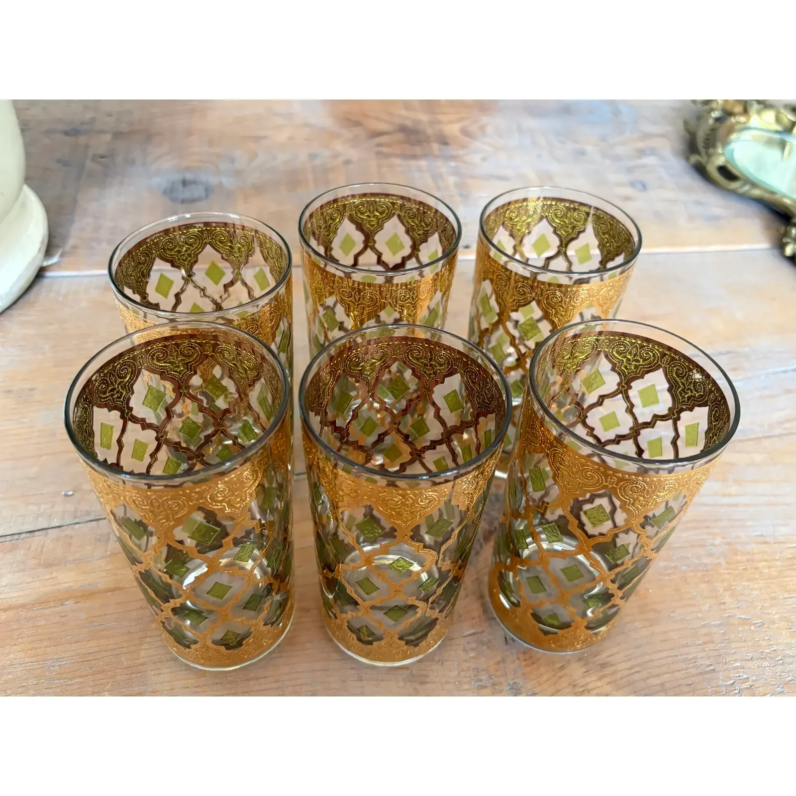 1960s-culver-ltd-valencia-22k-gold-and-green-highball-glasses-set-of-6-0500.webp