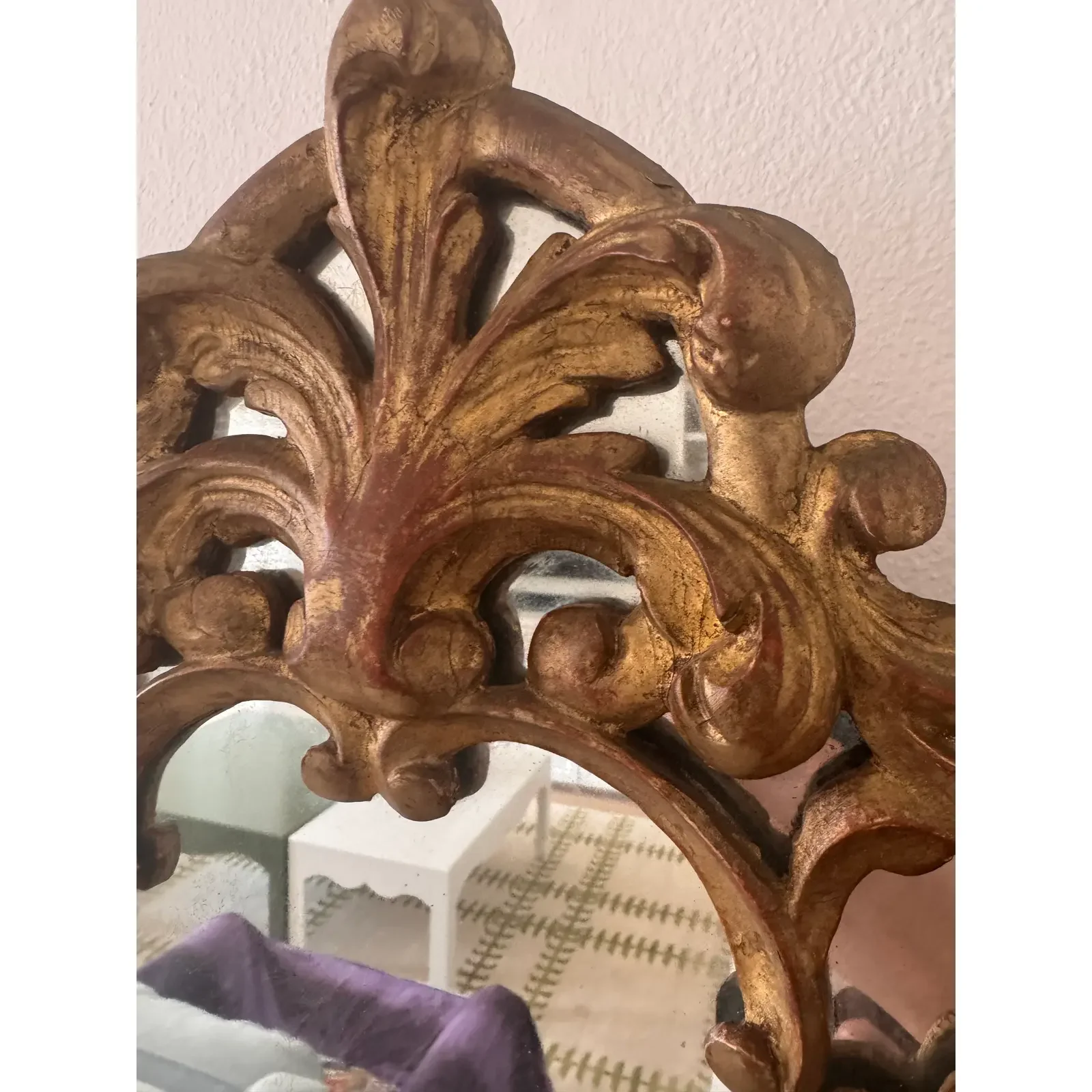 antique-italian-rococo-giltwood-mirror-carved-scroll-and-acanthus-crest-6496.webp