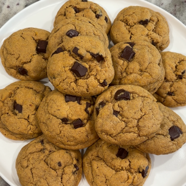 Brown Butter Pumpkin Chocolate Chip Cookie