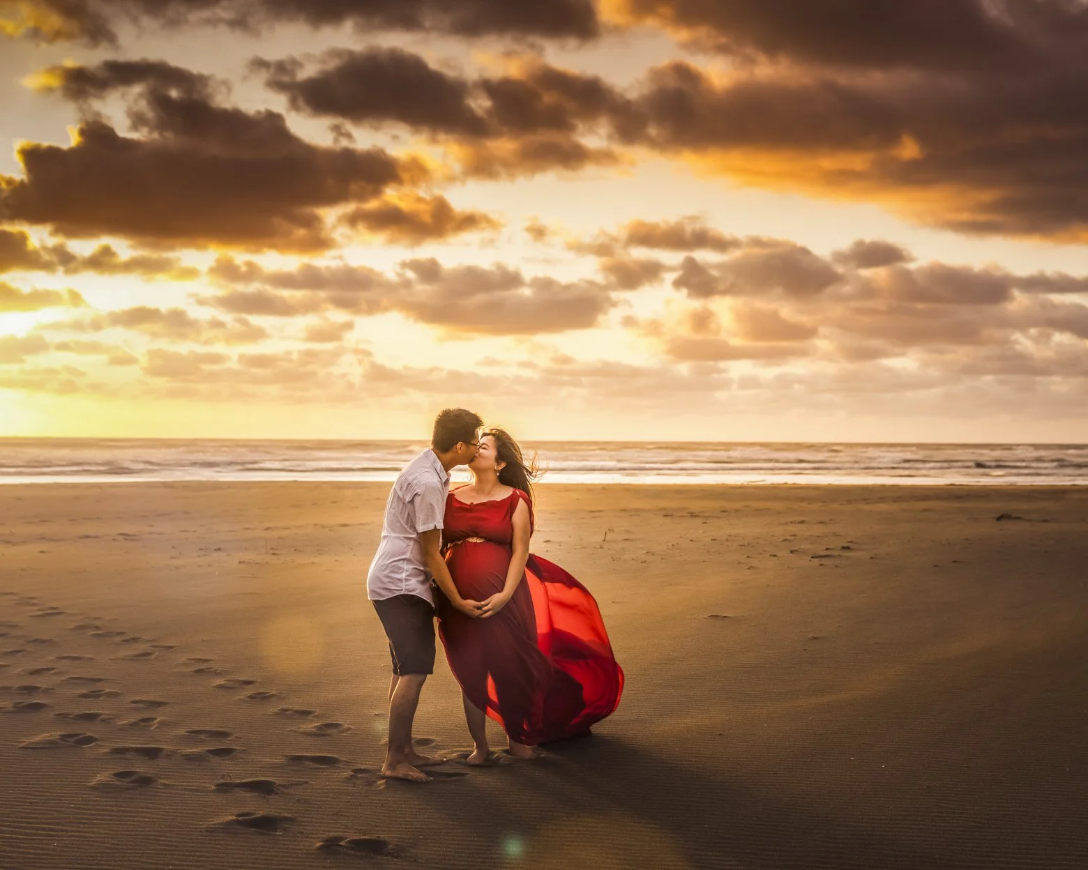 Maternity photographer Auckland