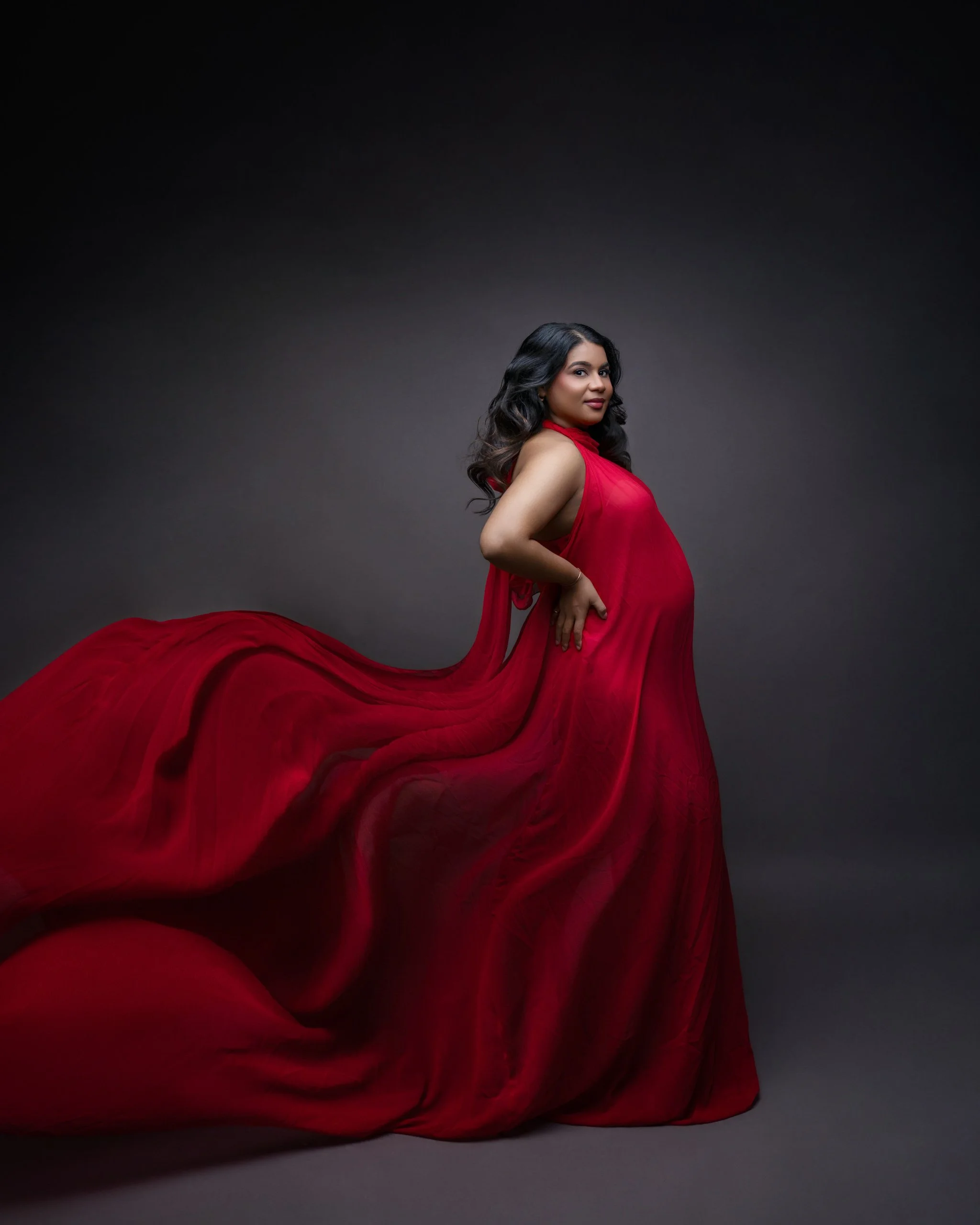What to Wear for Maternity Photos