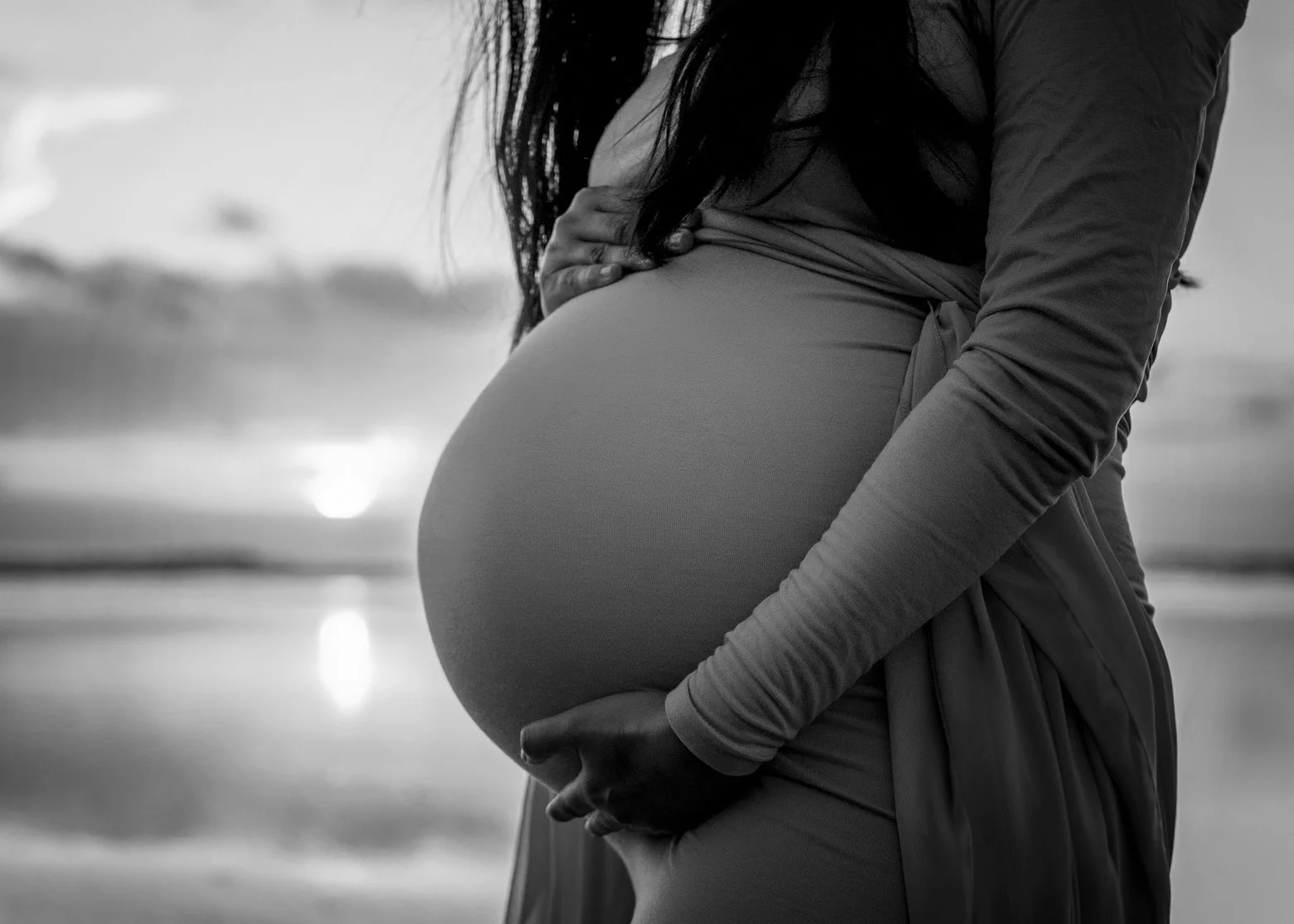 Maternity photographer Auckland