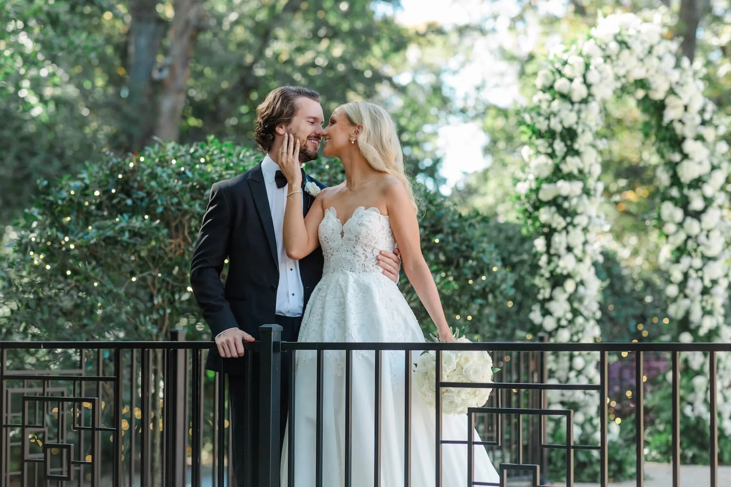 EKS Weddings | bride and groom kissing.jpg