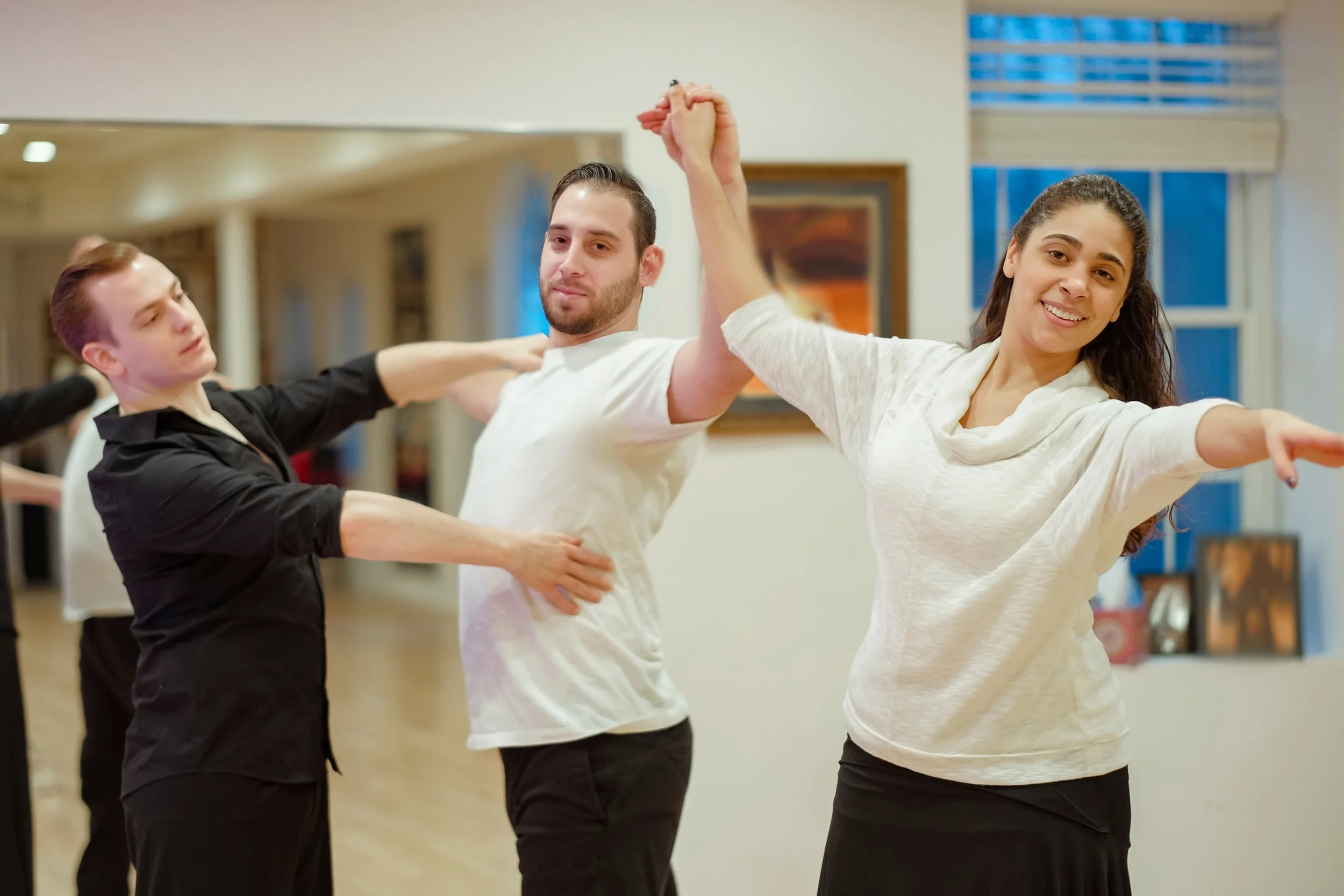 Group Classes vs Private Lessons: Which Is Right for You?
