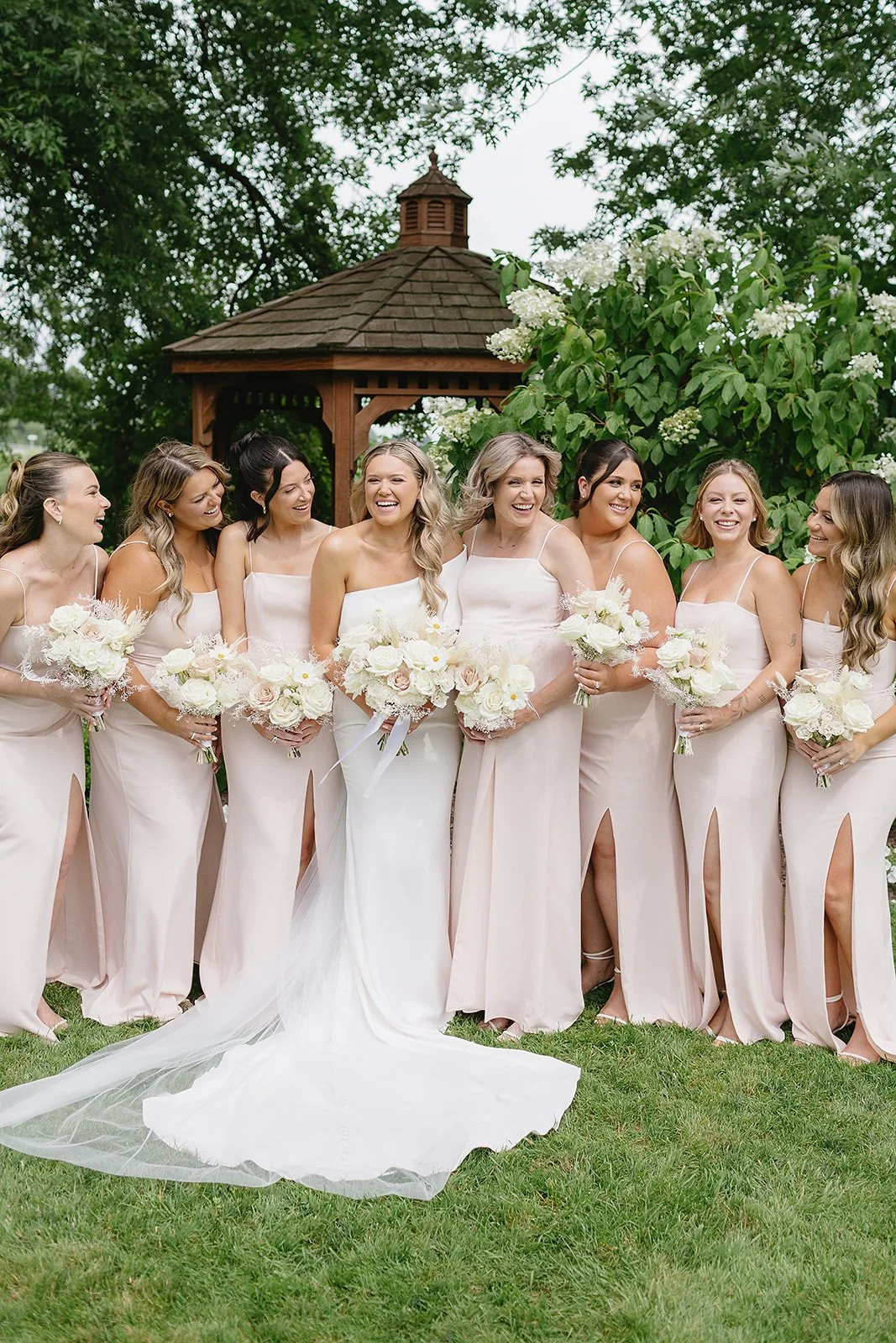 Maddie Mellott Photography - Cassie   Phil_s Wedding SNEAKS (57 of 152).jpg